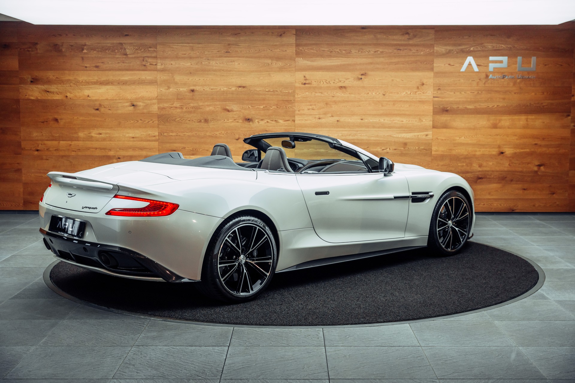 ASTON MARTIN Vanquish Volante V12 5.9 Touchtronic 3-image-1