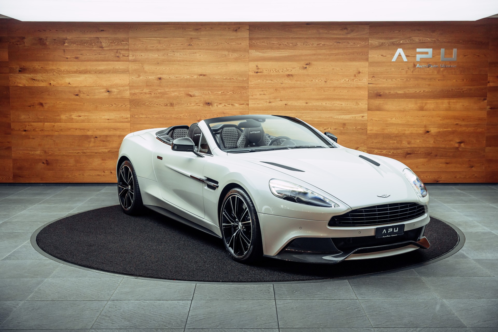 ASTON MARTIN Vanquish Volante V12 5.9 Touchtronic 3-image-0