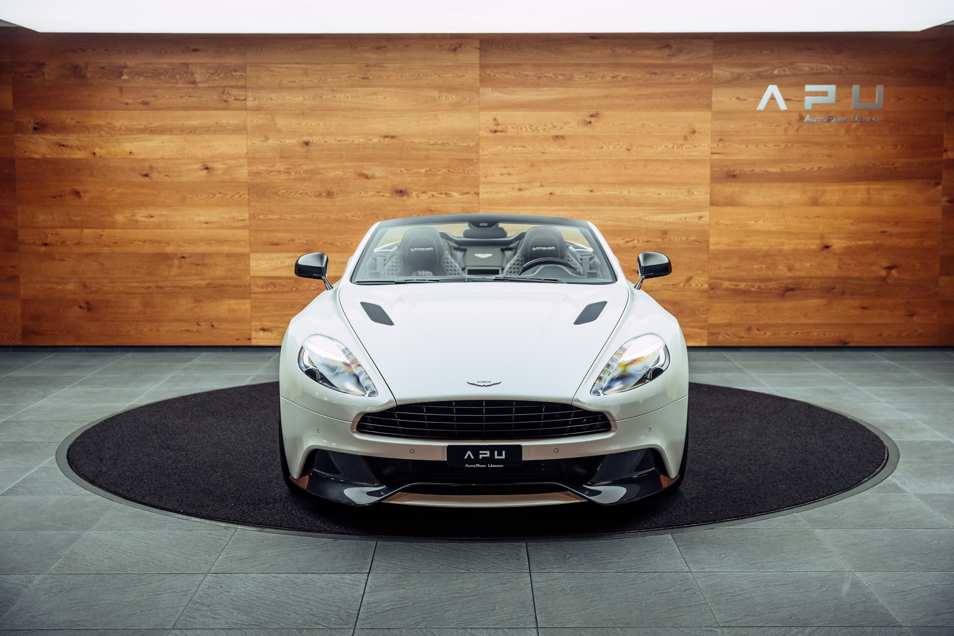 ASTON MARTIN Vanquish Volante V12 5.9 Touchtronic 3-image-29