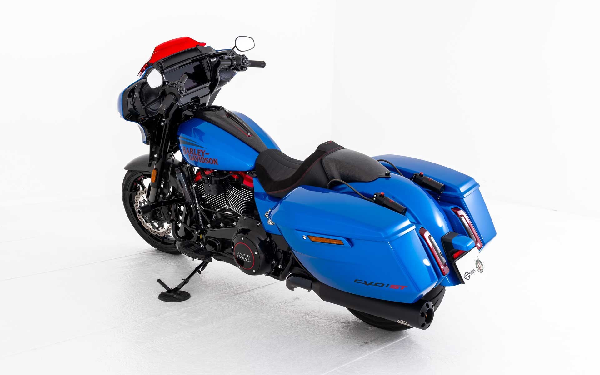 HARLEY-DAVIDSON FLHXSE Street Glide ST CVO 121-showroom-element-3