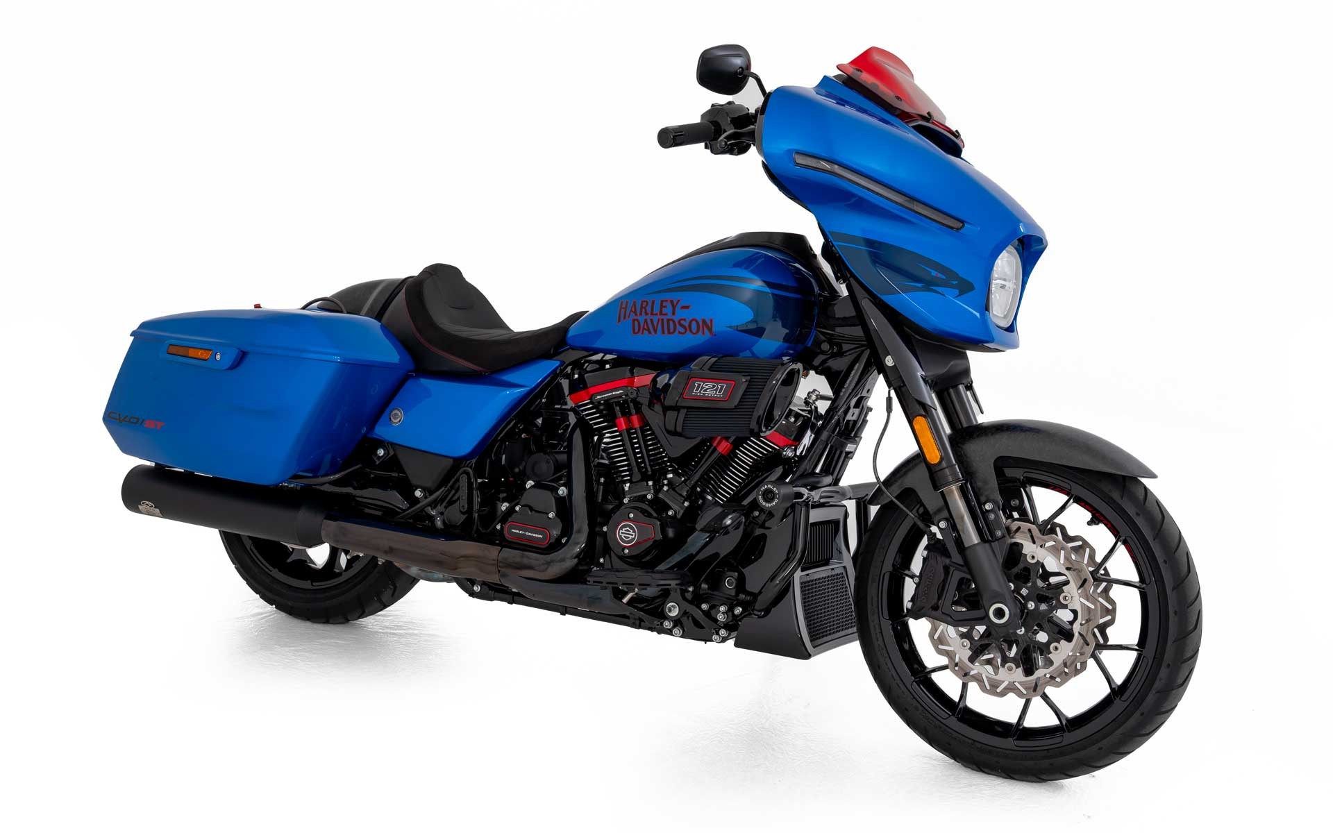 HARLEY-DAVIDSON FLHXSE Street Glide ST CVO 121
