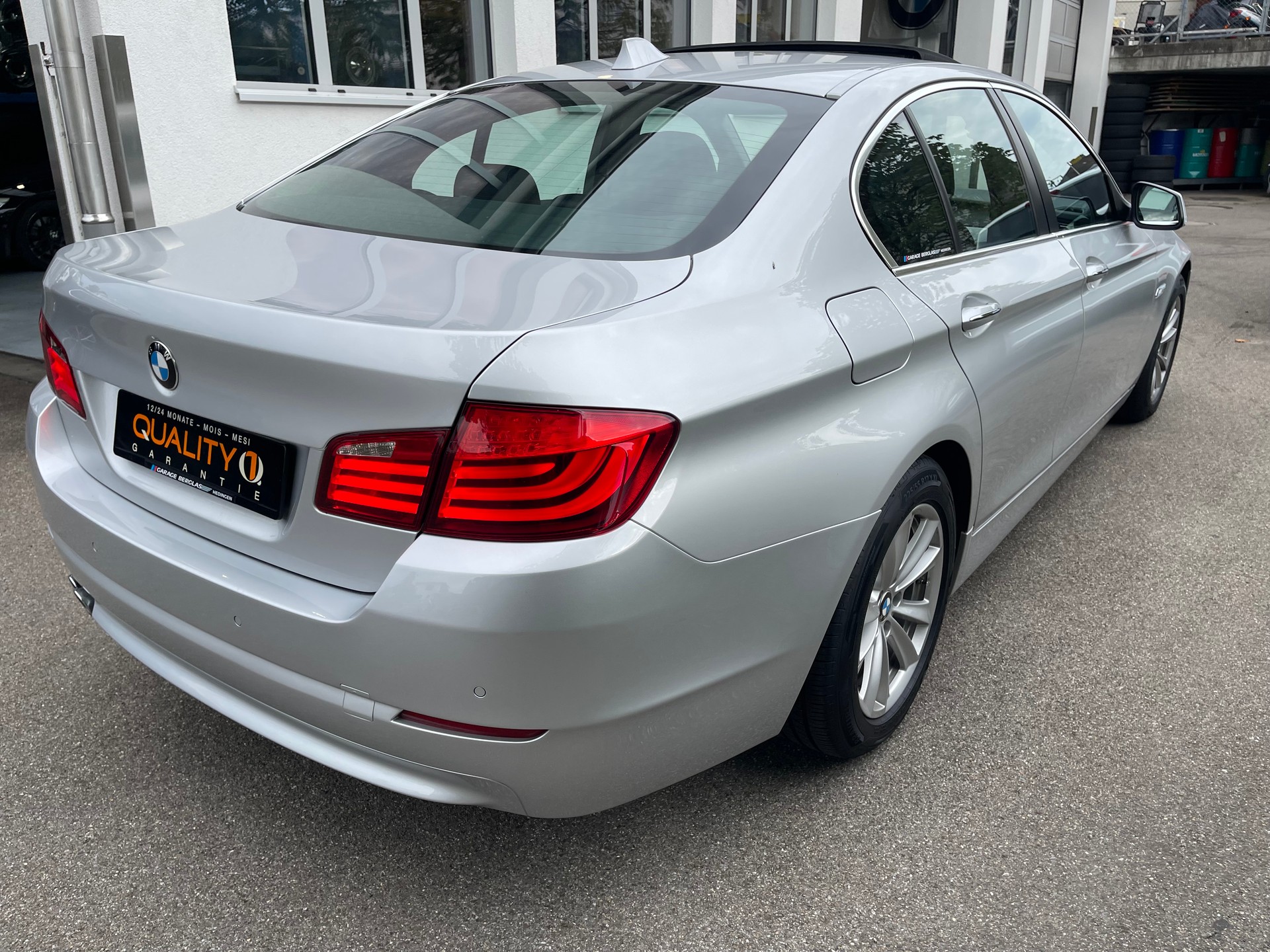 BMW 525d xDrive-image-2