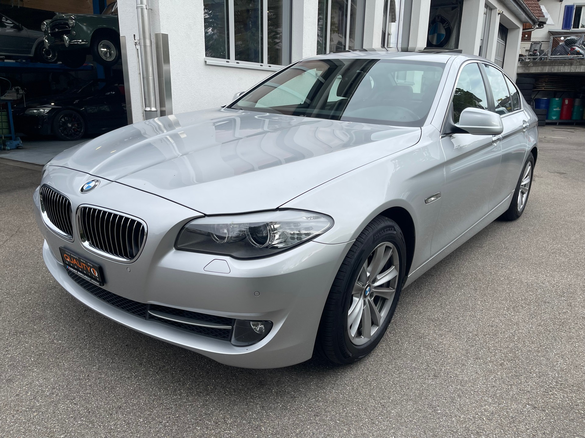 BMW 525d xDrive-image-0