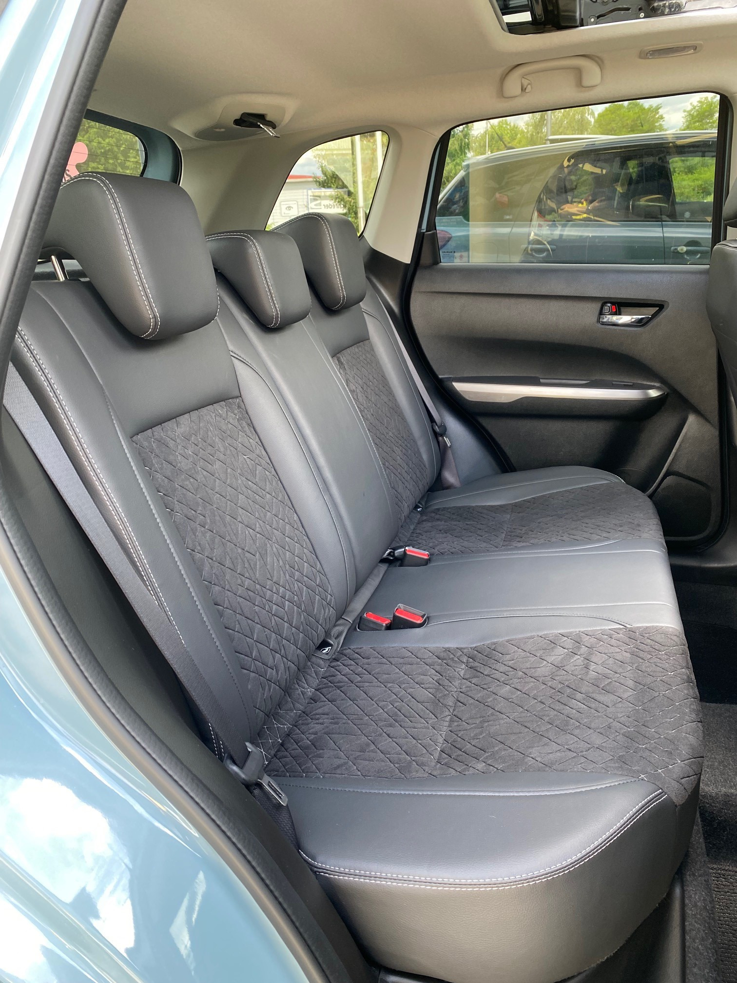 SUZUKI Vitara 1.5 Hybrid Compact Top 4x4 AGS-image-8