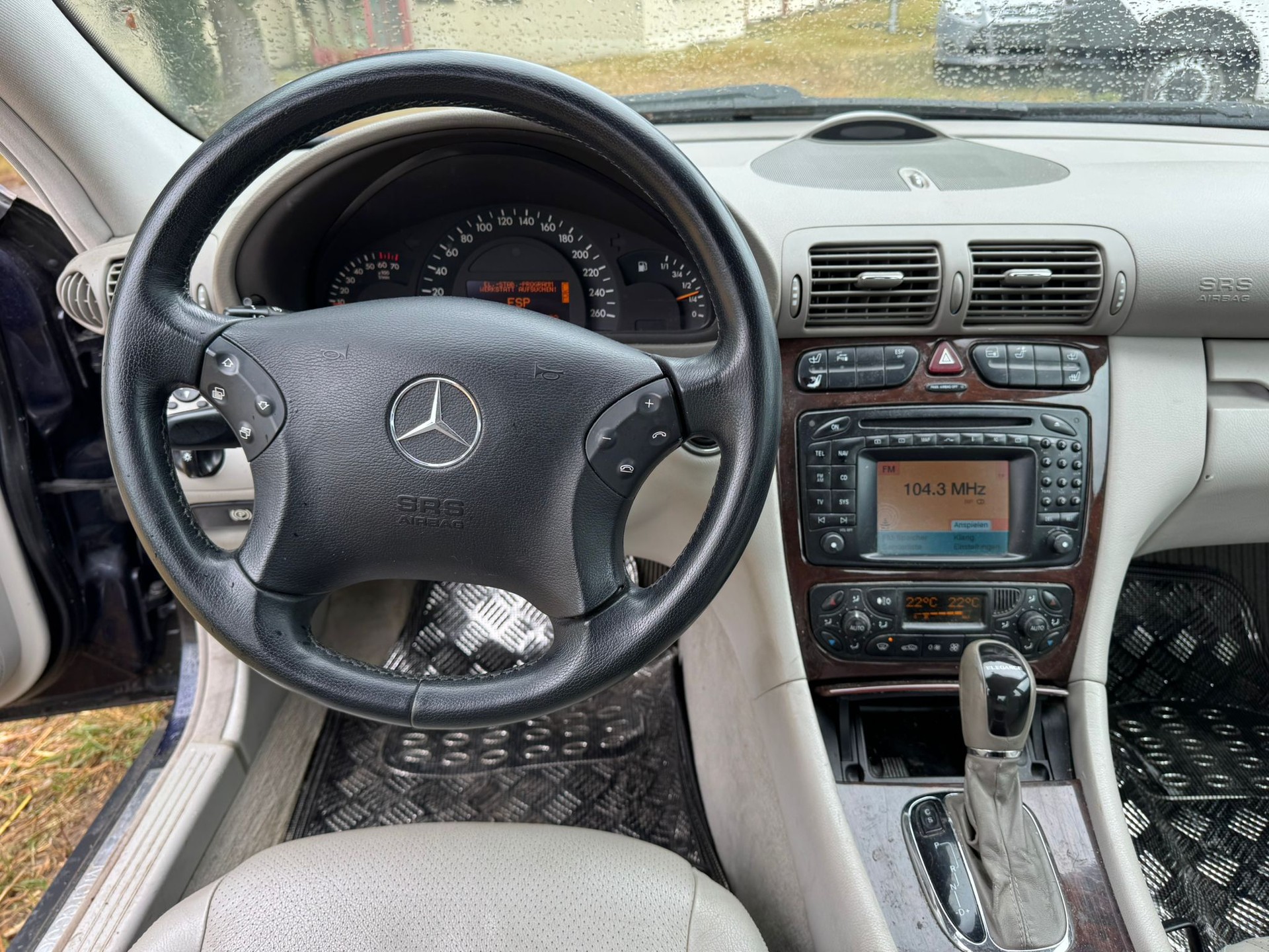 MERCEDES-BENZ C 320 Elégance 4Matic Automatic-image-10
