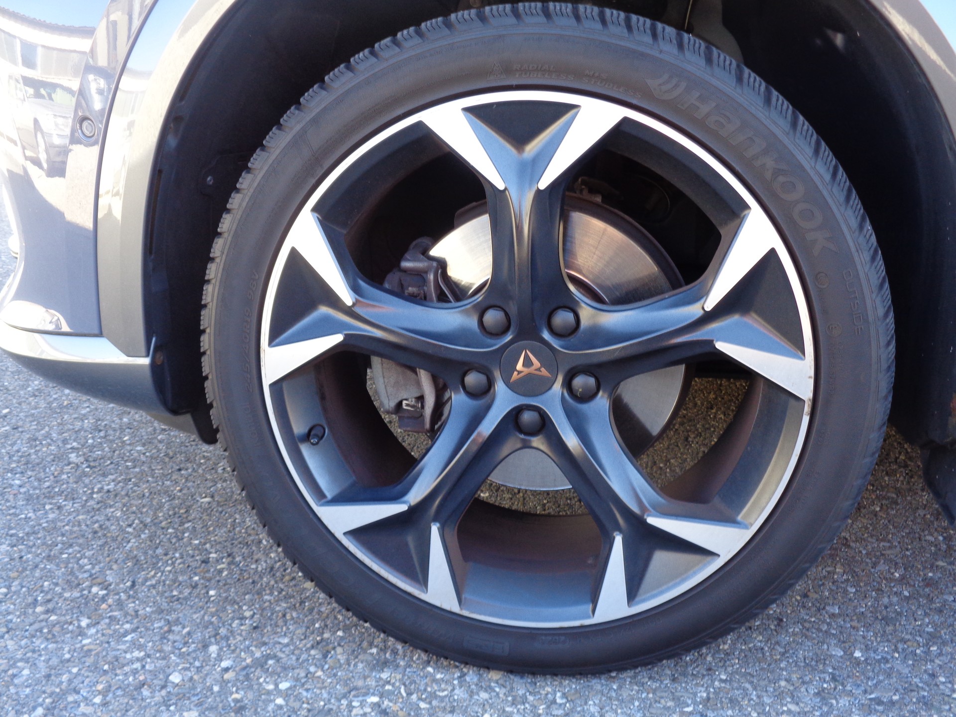 CUPRA Formentor 1.5 TSI DSG-image-3