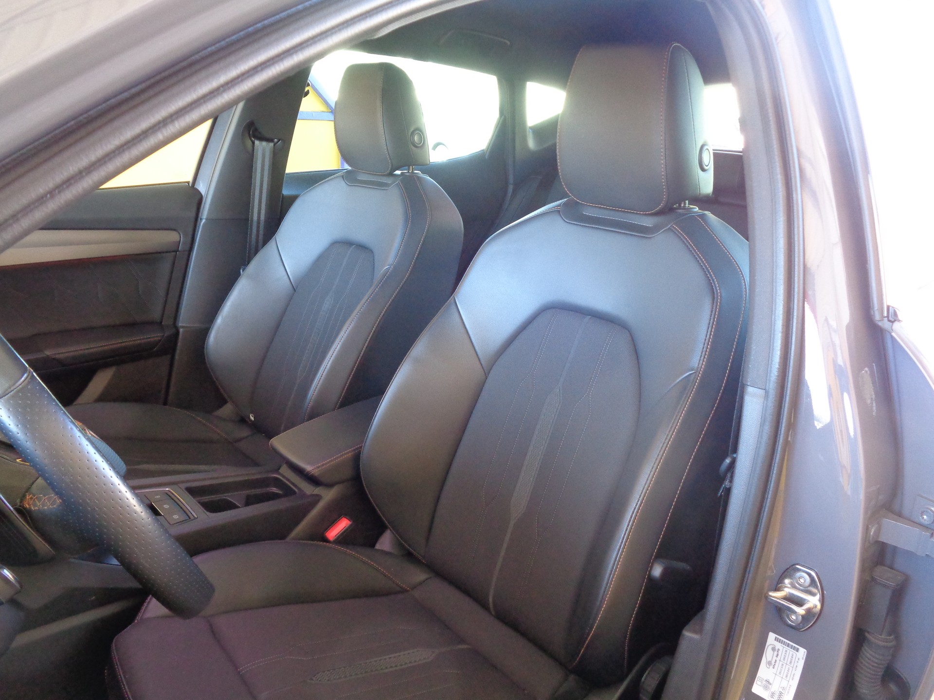 CUPRA Formentor 1.5 TSI DSG-image-8