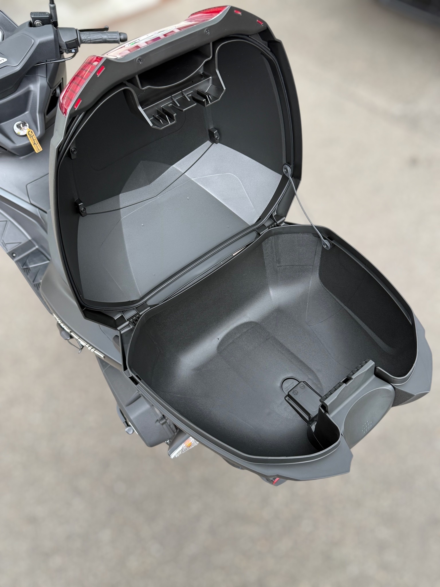KYMCO 125i CBS-image-3
