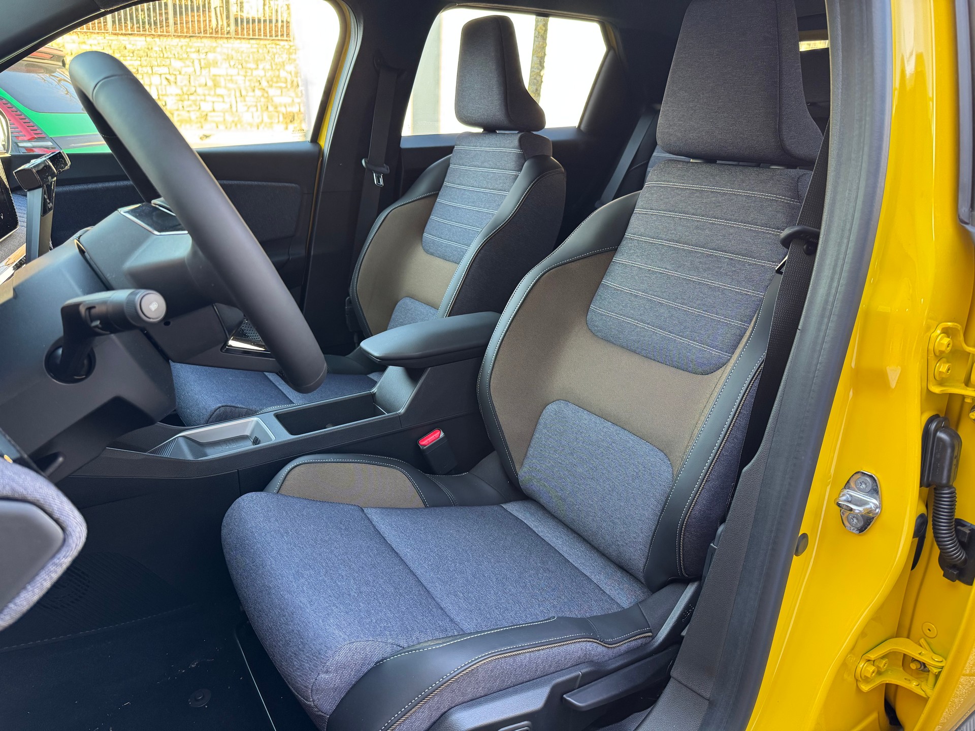 RENAULT R5 E-Tech Comfort Range 52 kWh Techno-image-11