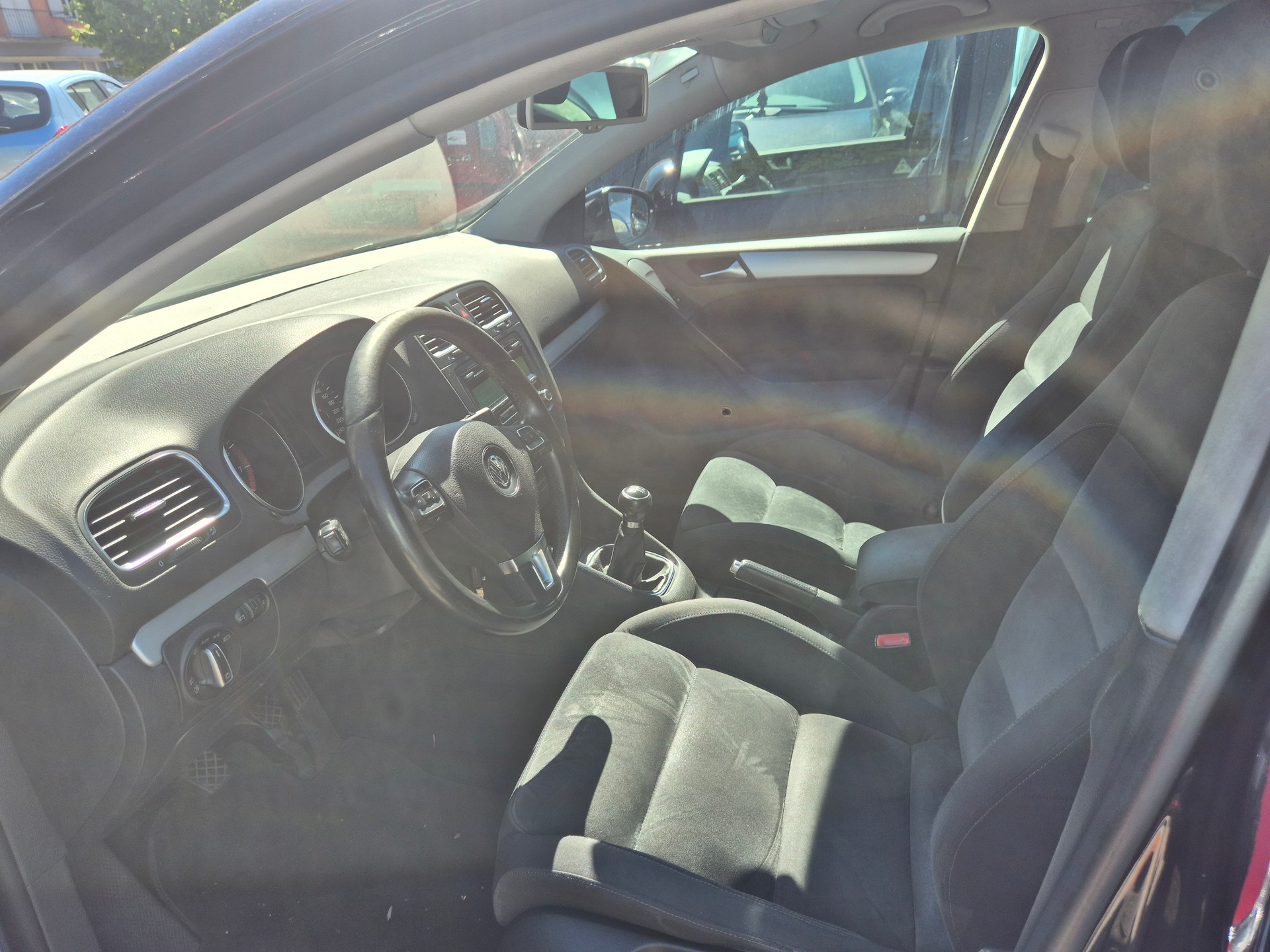 VW Golf 1.4 TSI R-line-image-7