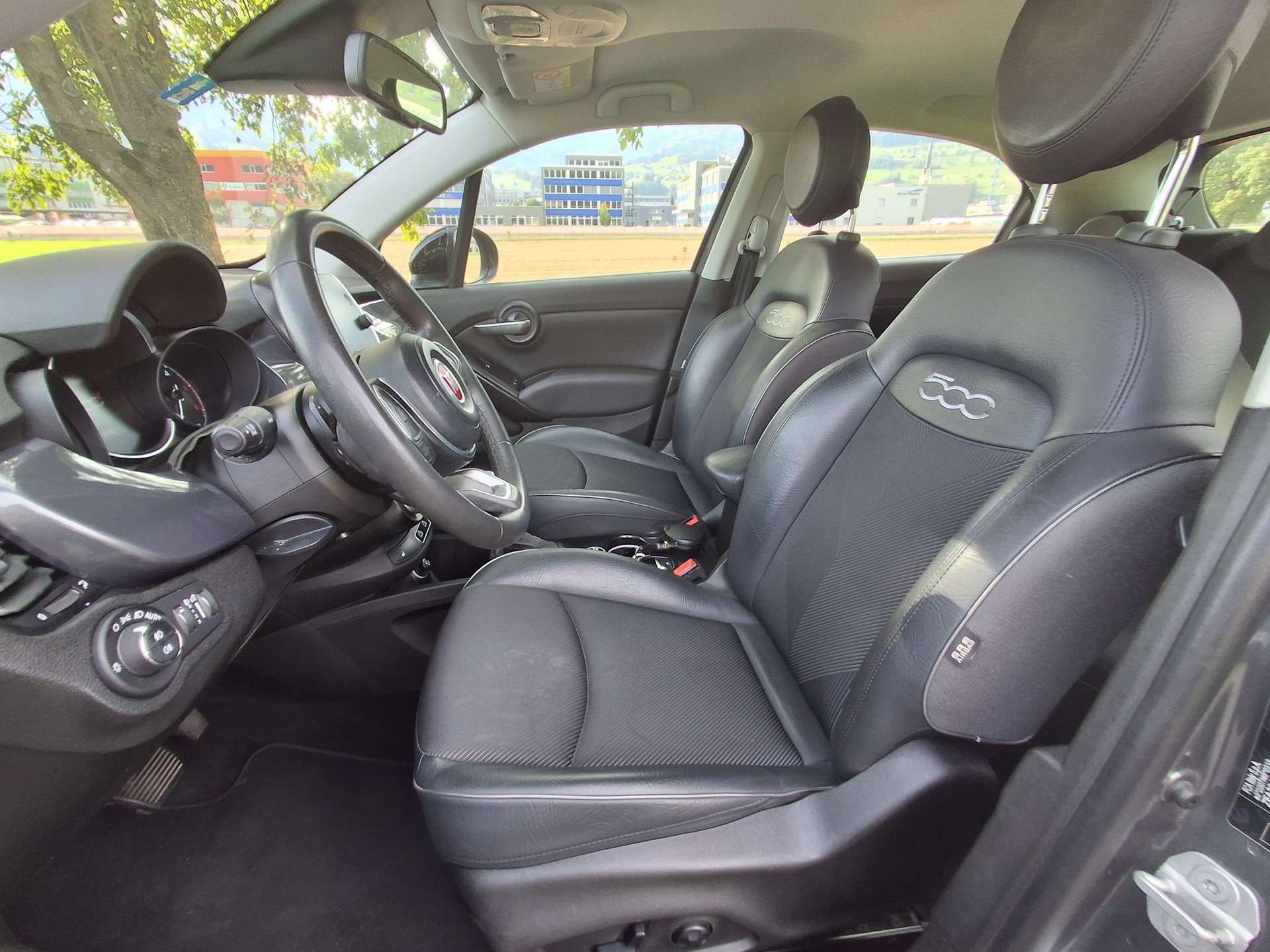 FIAT 500X 2.0MJ Cross 4x4 Automatic-image-6