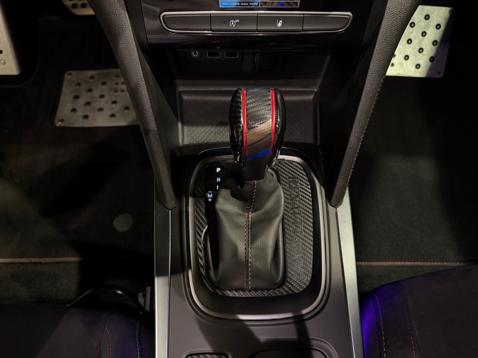 RENAULT Mégane Trophy 300 EDC-image-20