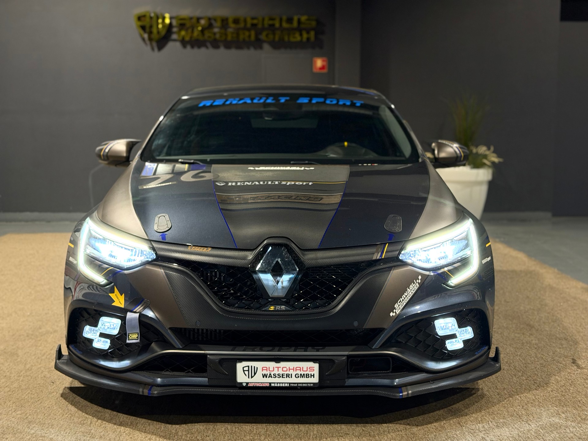 RENAULT Mégane Trophy 300 EDC-image-7