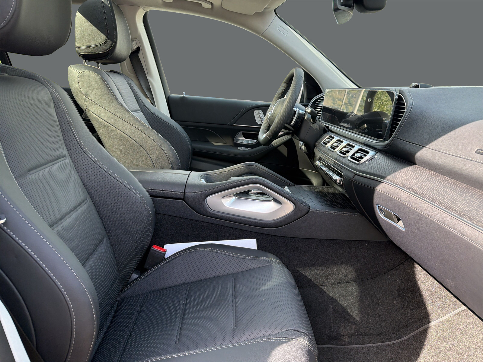 MERCEDES-BENZ GLE 400 e EQ Hybrid 4Matic 9G-Tronic EQ Star-image-17