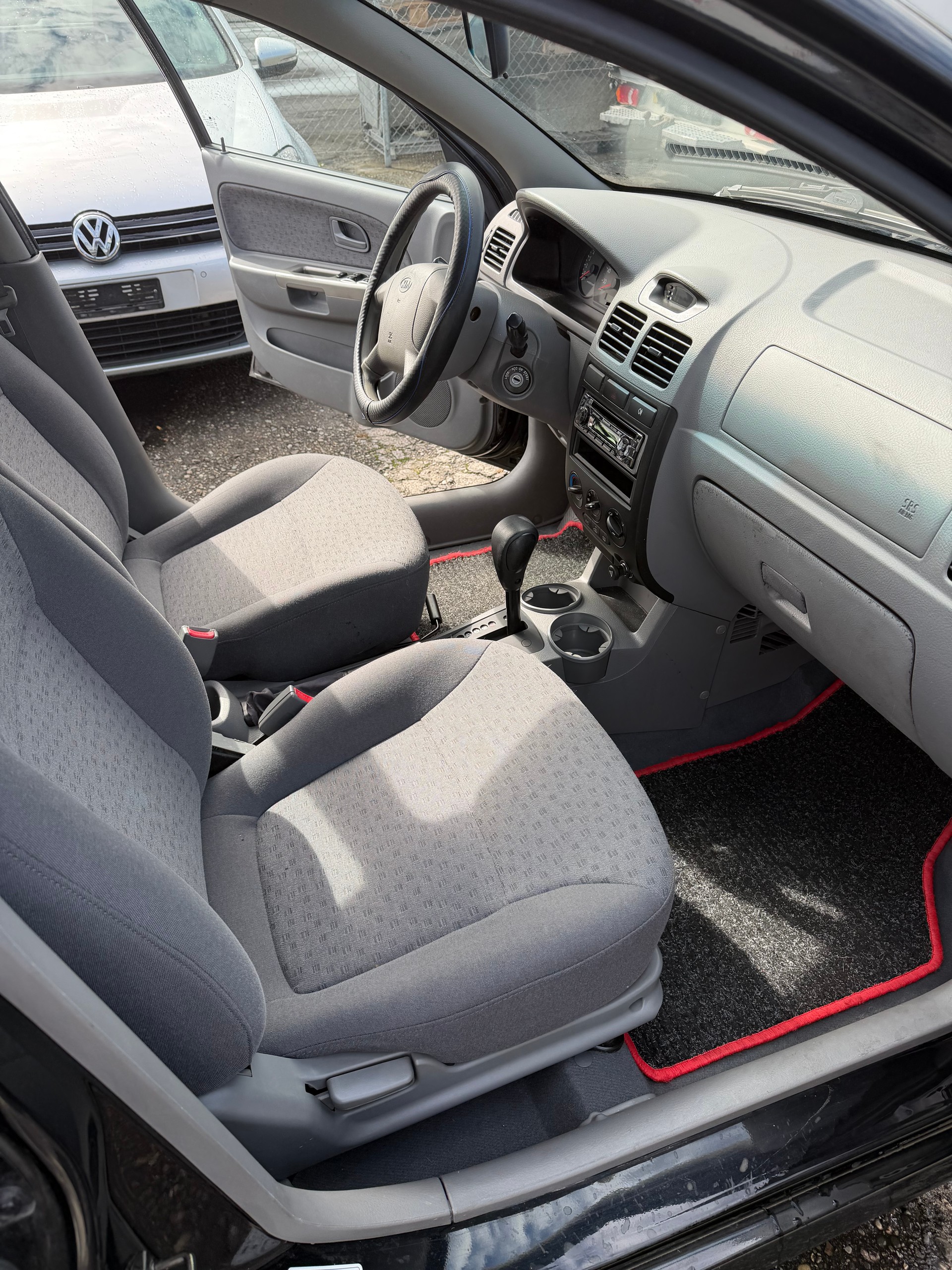 KIA Rio 1.5 LS-image-10