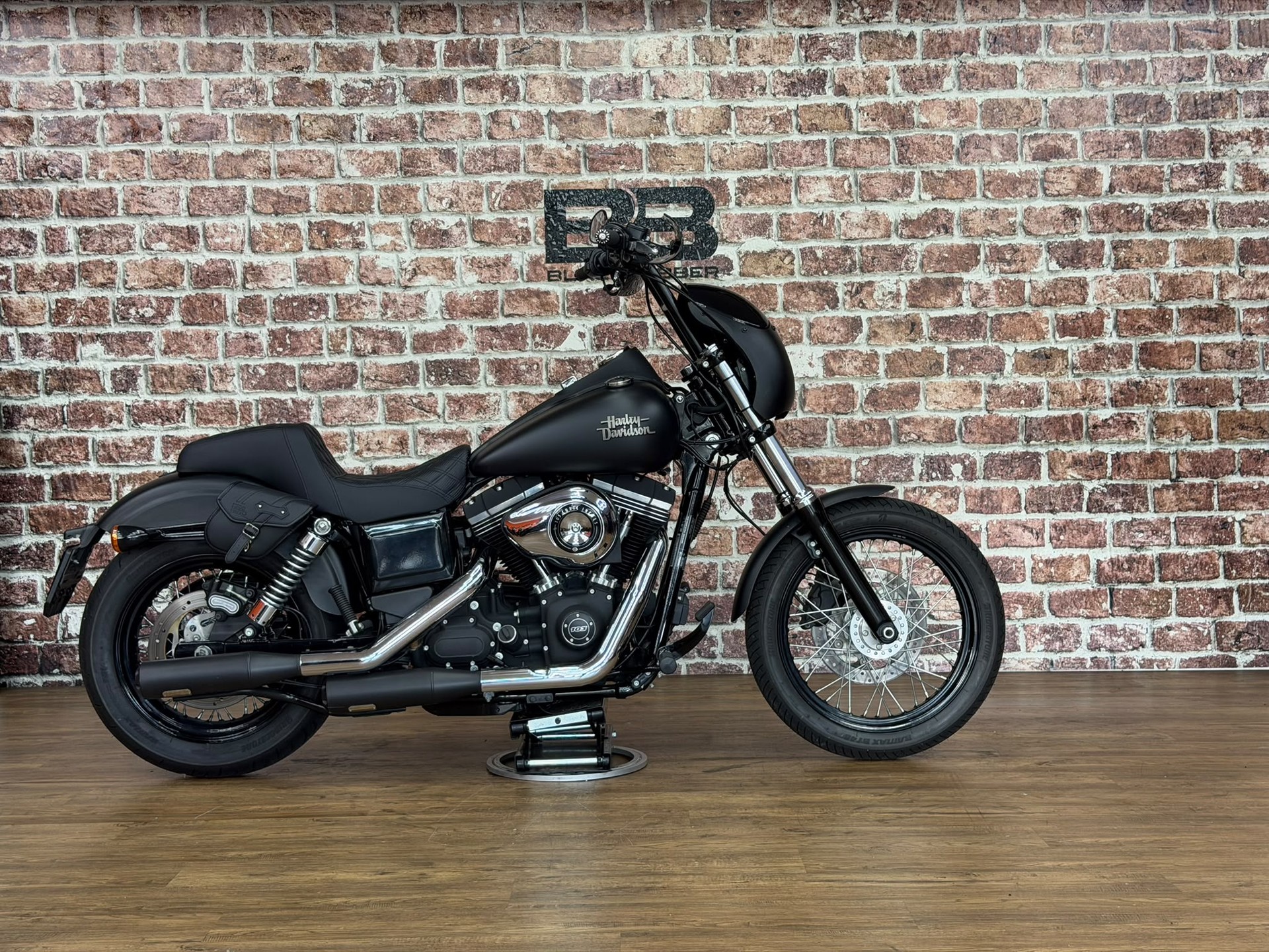 HARLEY-DAVIDSON FXDB Dyna Street Bob 103 ABS-showroom-element-3