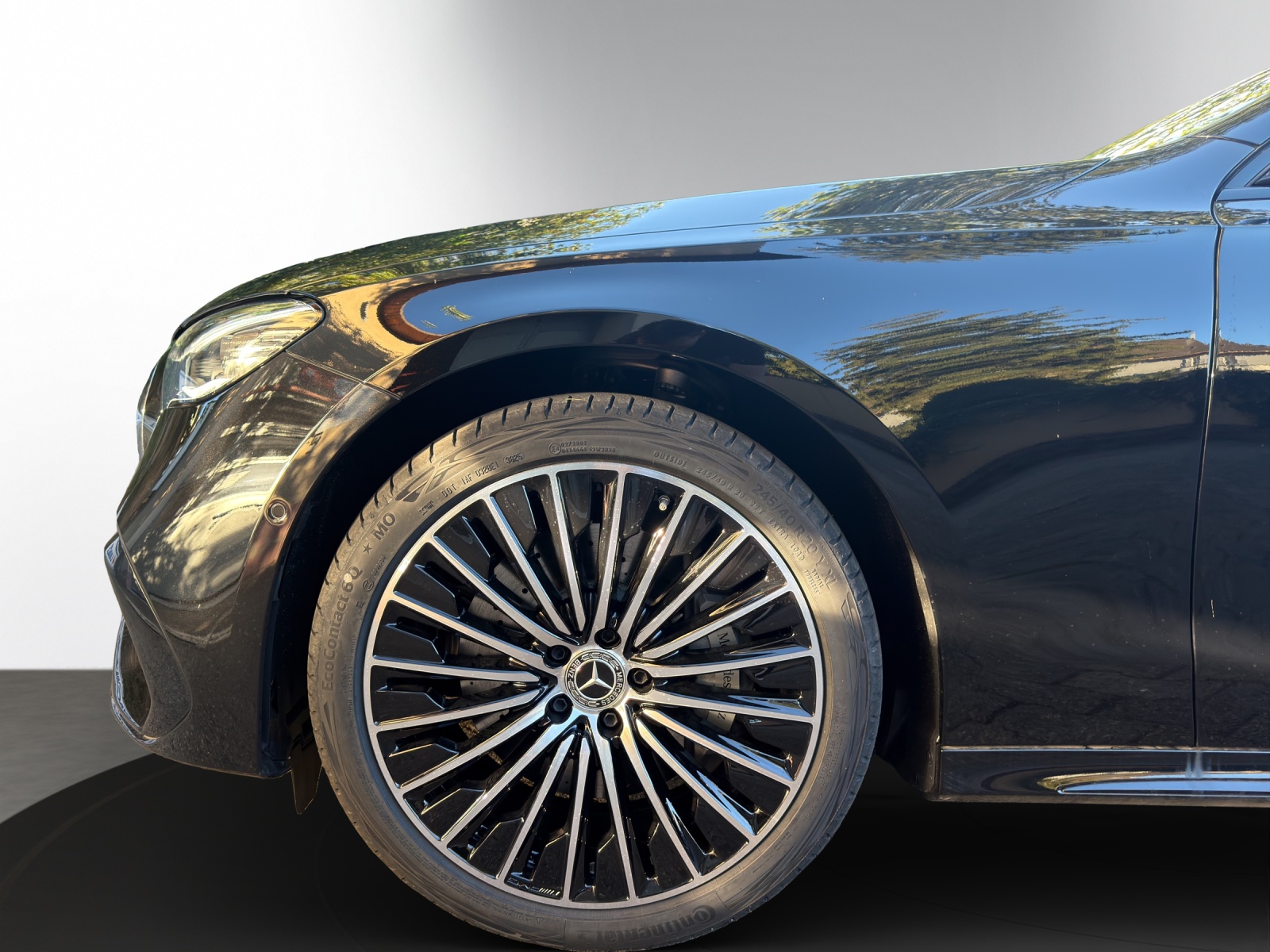 MERCEDES-BENZ E 220 d T 9G-Tronic-image-6