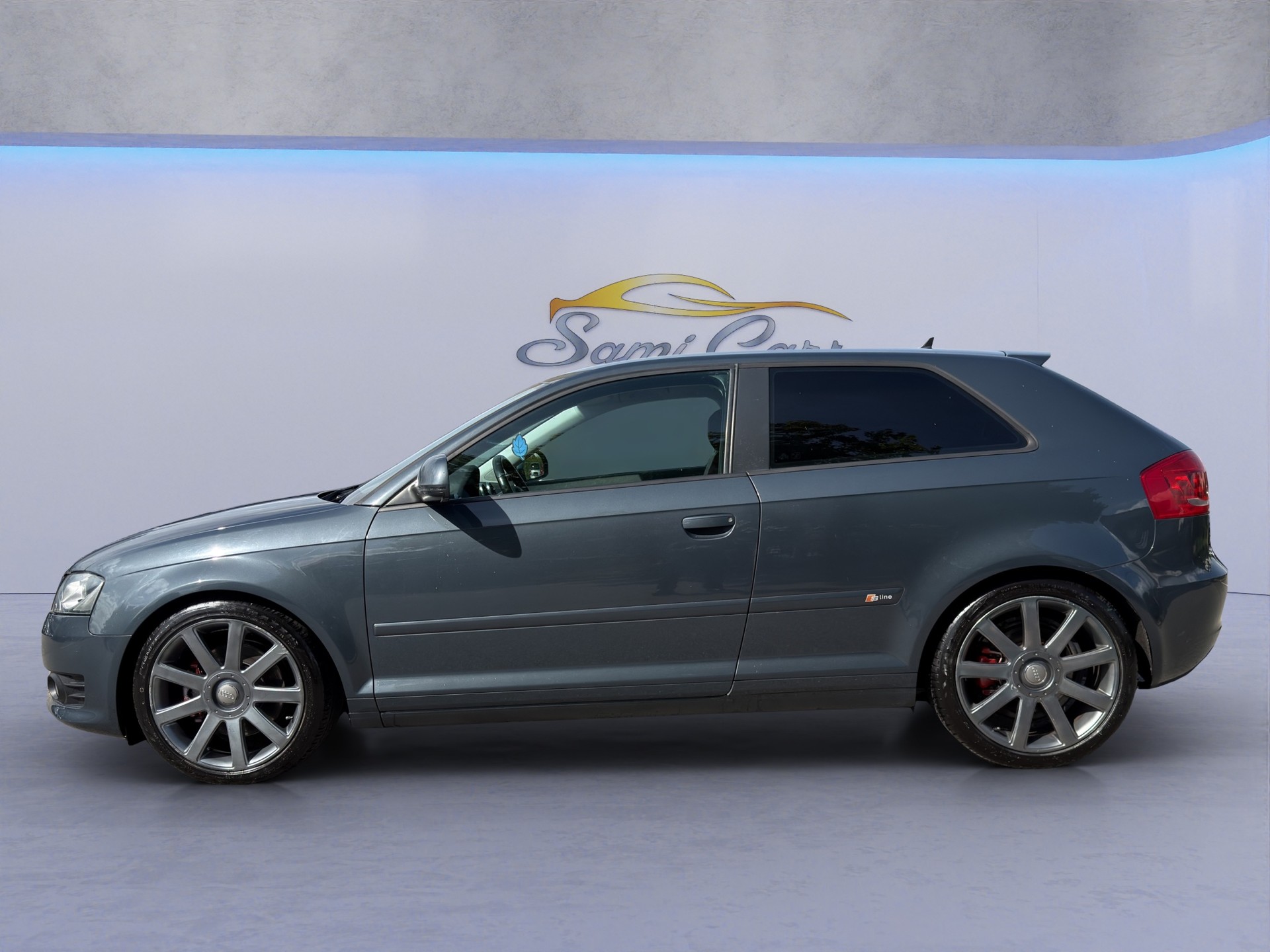 AUDI A3 2.0 TFSI Ambiente quattro S-tronic-image-1
