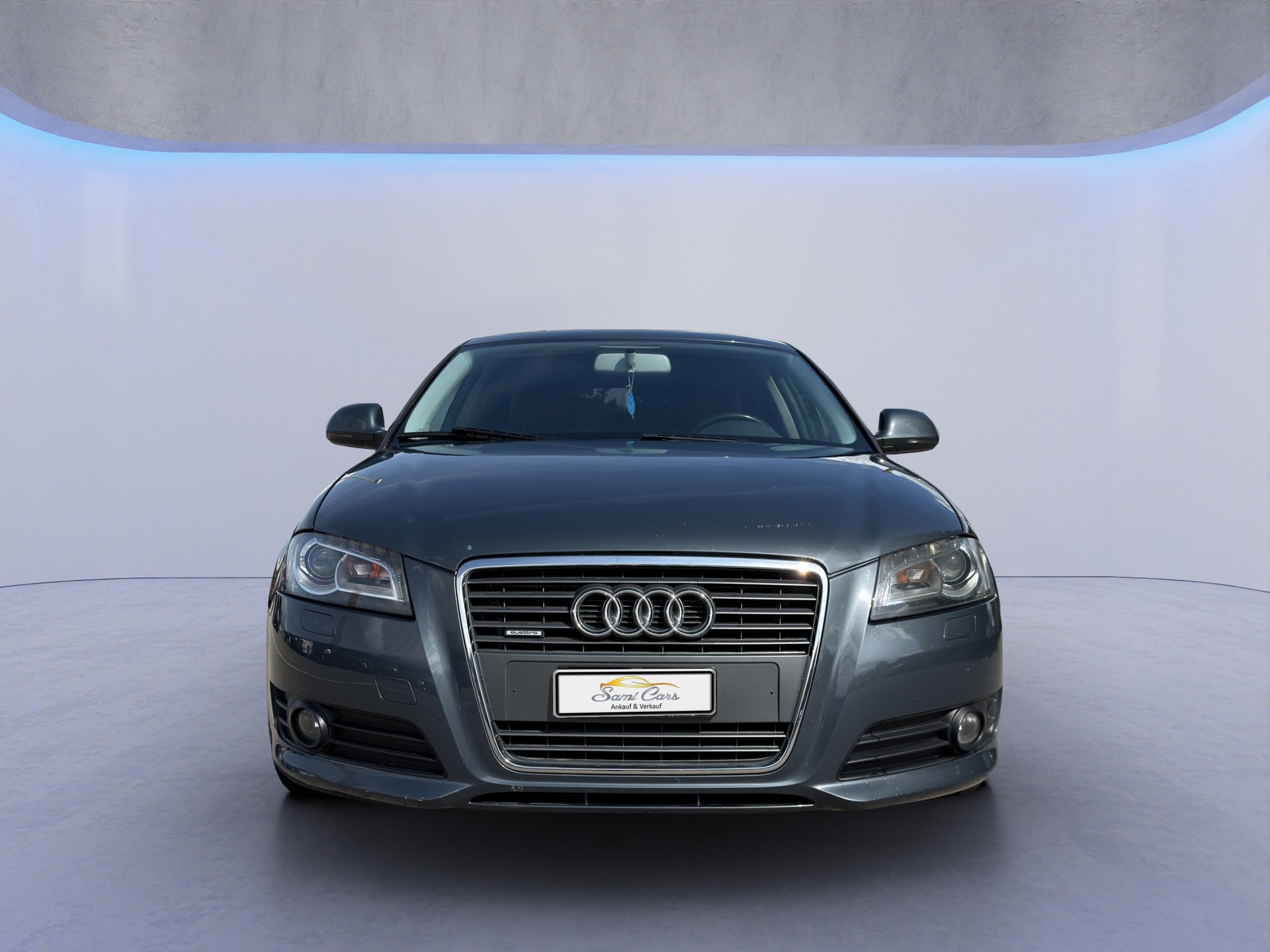 AUDI A3 2.0 TFSI Ambiente quattro S-tronic-image-2