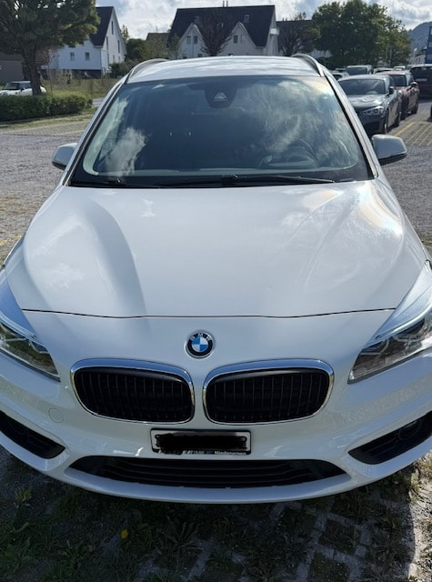 BMW 218d-image-4
