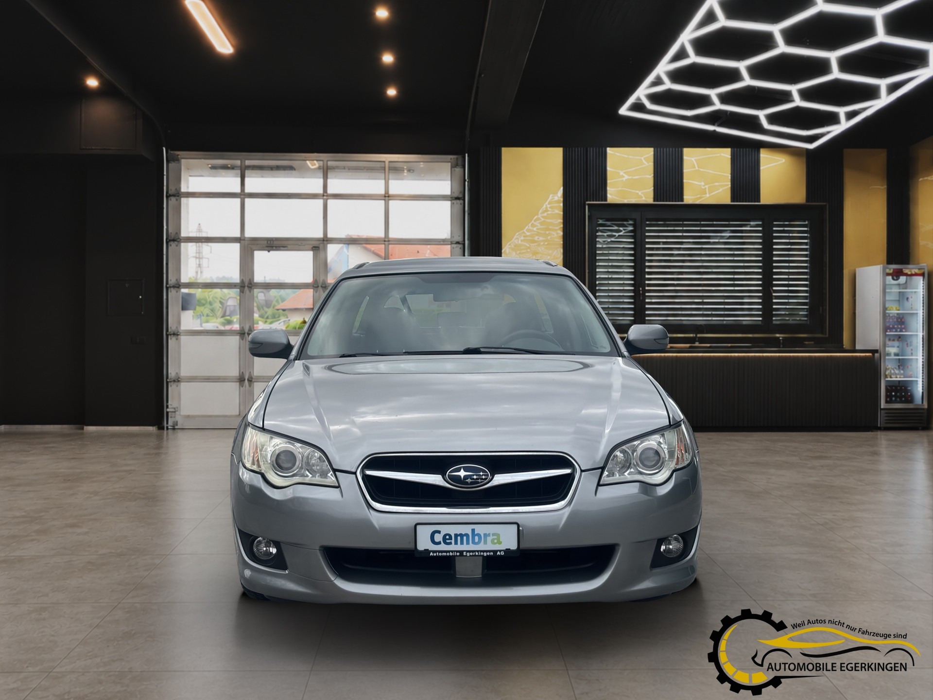 SUBARU Legacy 2.0R AWD Swiss Automatic-image-1