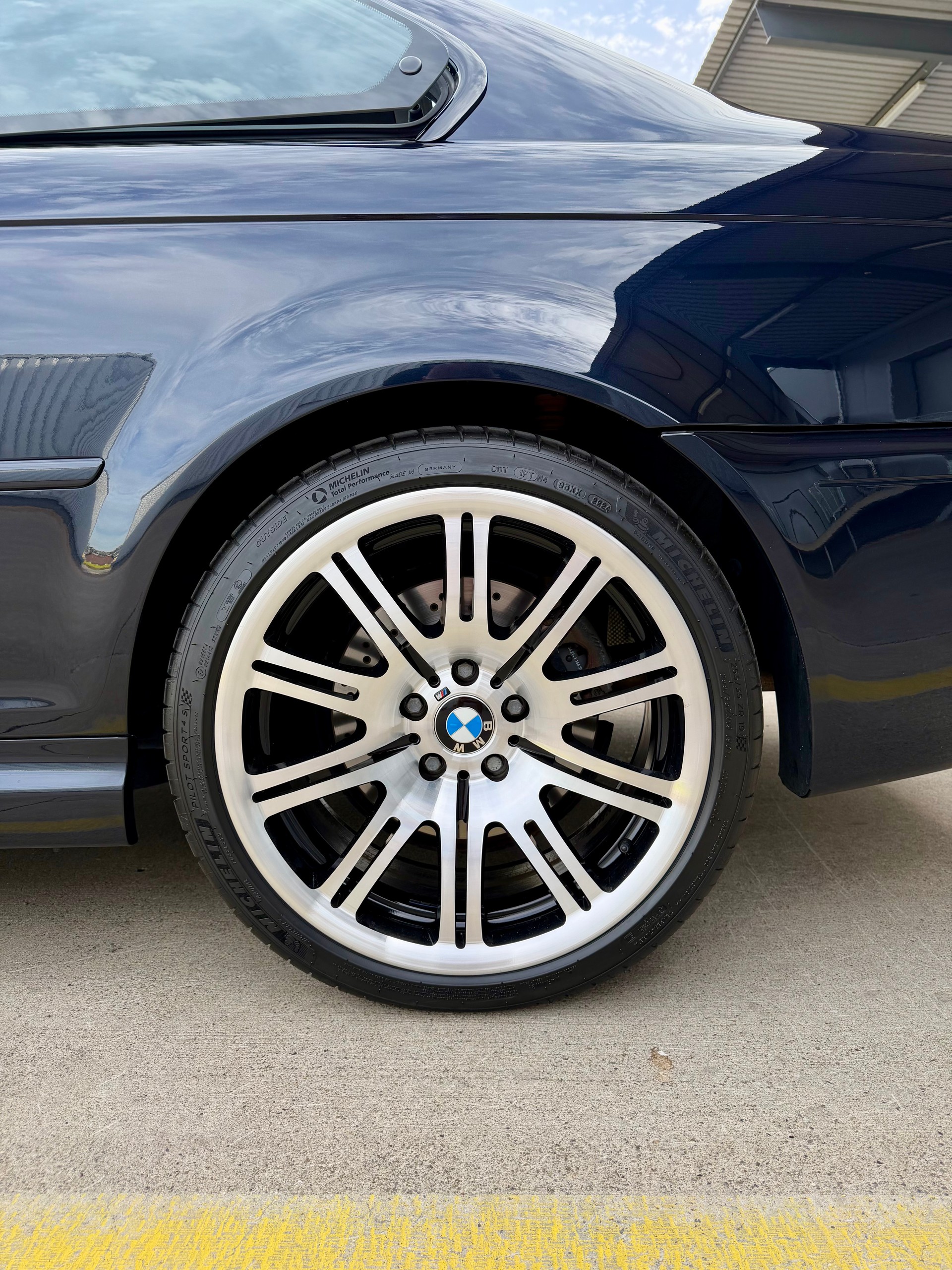 BMW M3 Coupé-image-8