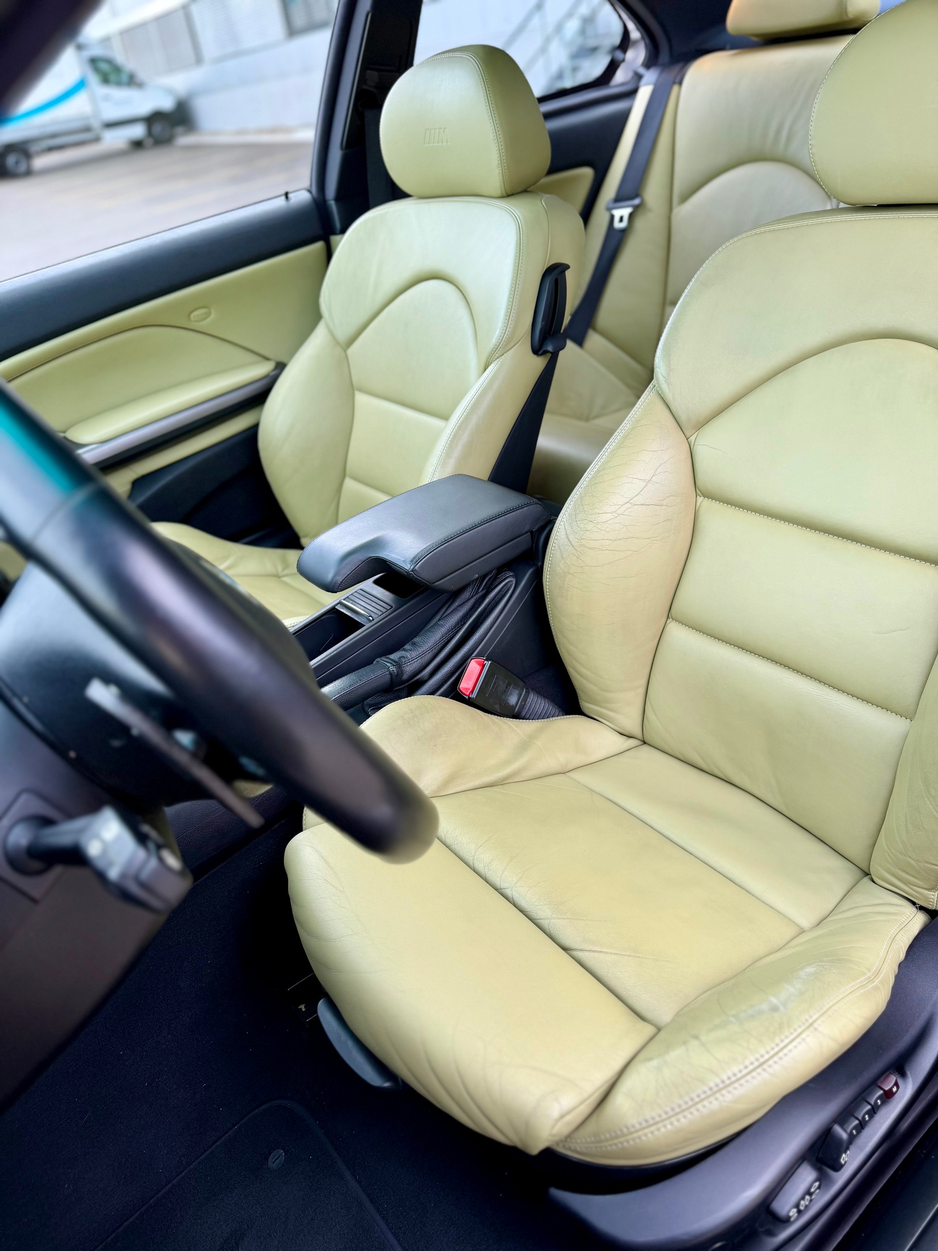 BMW M3 Coupé-image-12