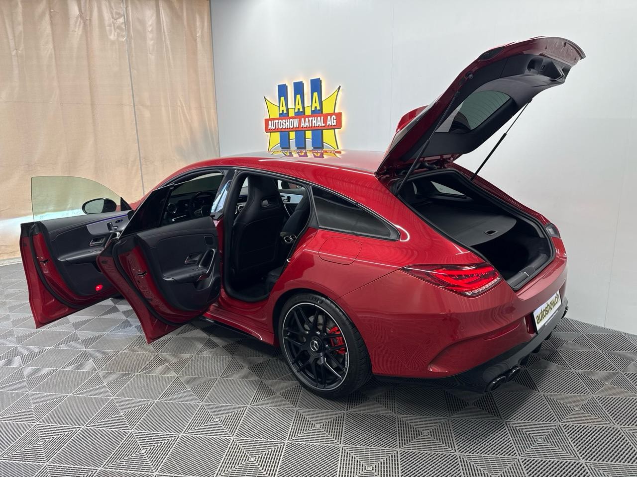 MERCEDES-BENZ CLA Shooting Brake 45 S AMG 4Matic+ 8G-DCT-image-12