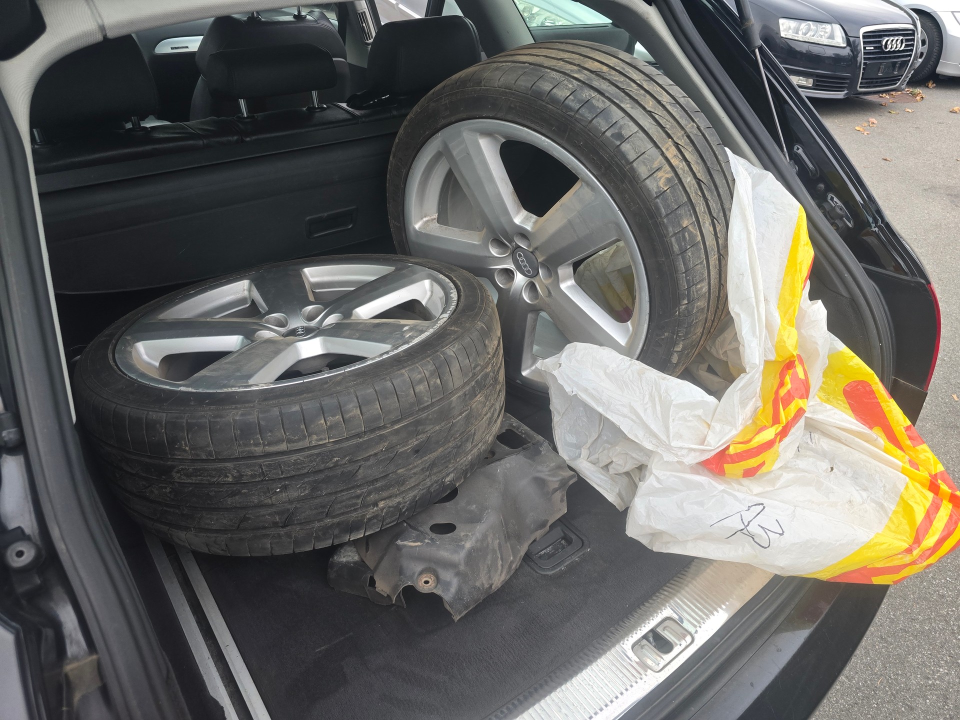 AUDI A6 Avant 3.0 V6 TDI quattro-image-13