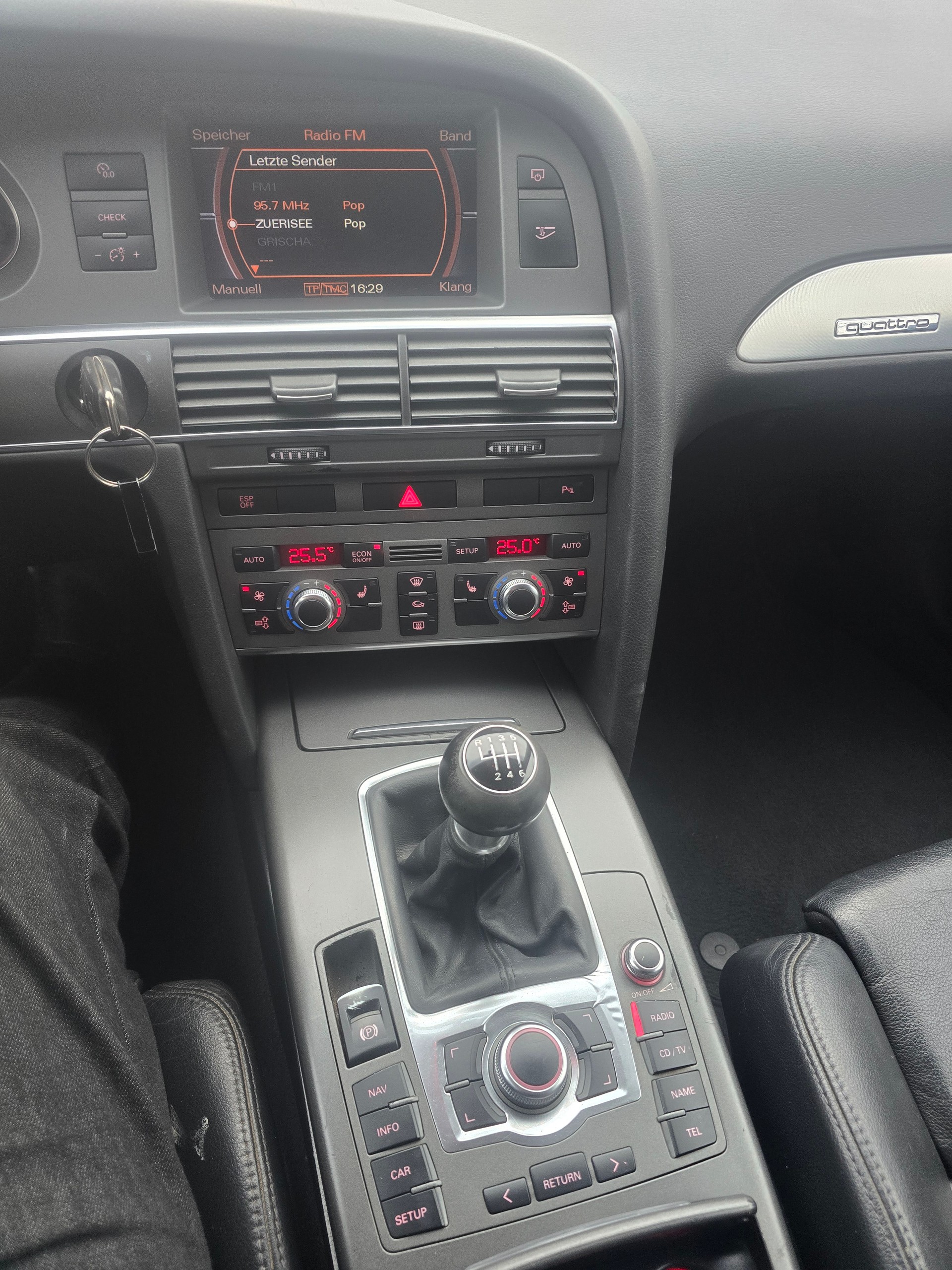 AUDI A6 Avant 3.0 V6 TDI quattro-image-11