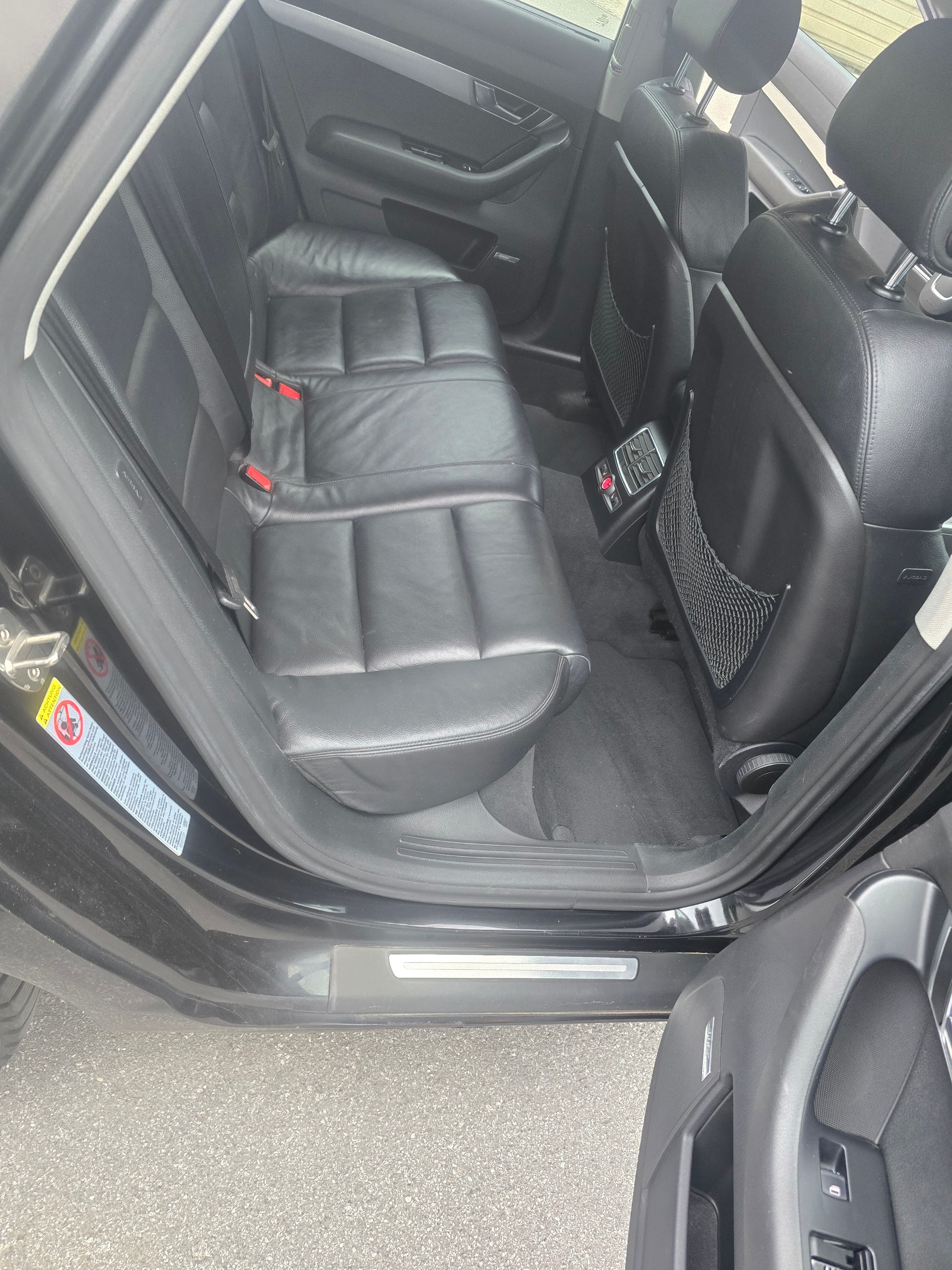 AUDI A6 Avant 3.0 V6 TDI quattro-image-8