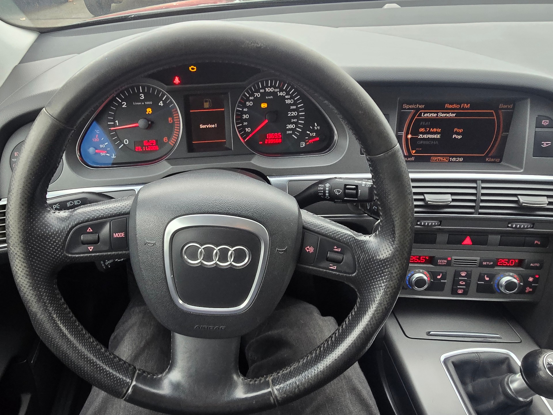 AUDI A6 Avant 3.0 V6 TDI quattro-image-10