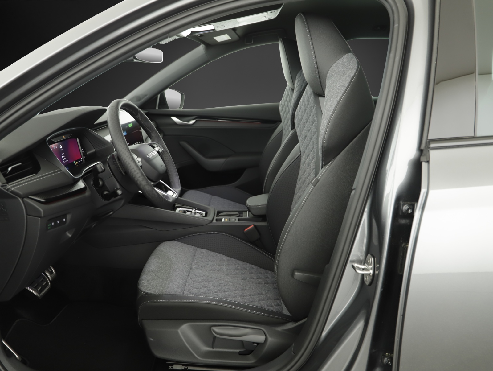 SKODA Octavia Combi 2.0 TSI DSG Sport Line 4x4-image-8