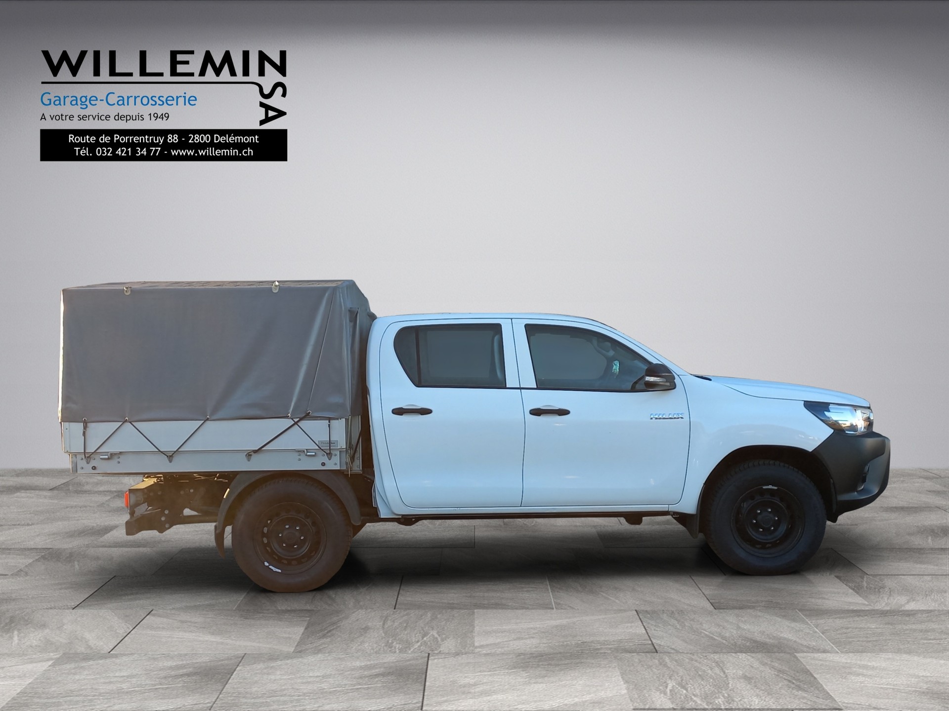 TOYOTA Hilux 2.4D-4D Luna Double Cab 4x4-image-9
