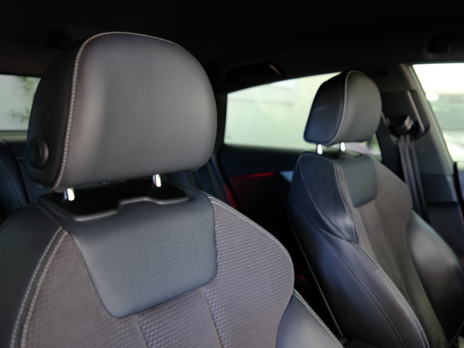 AUDI S5 Sportback 3.0 TFSI quattro tiptronic-image-20