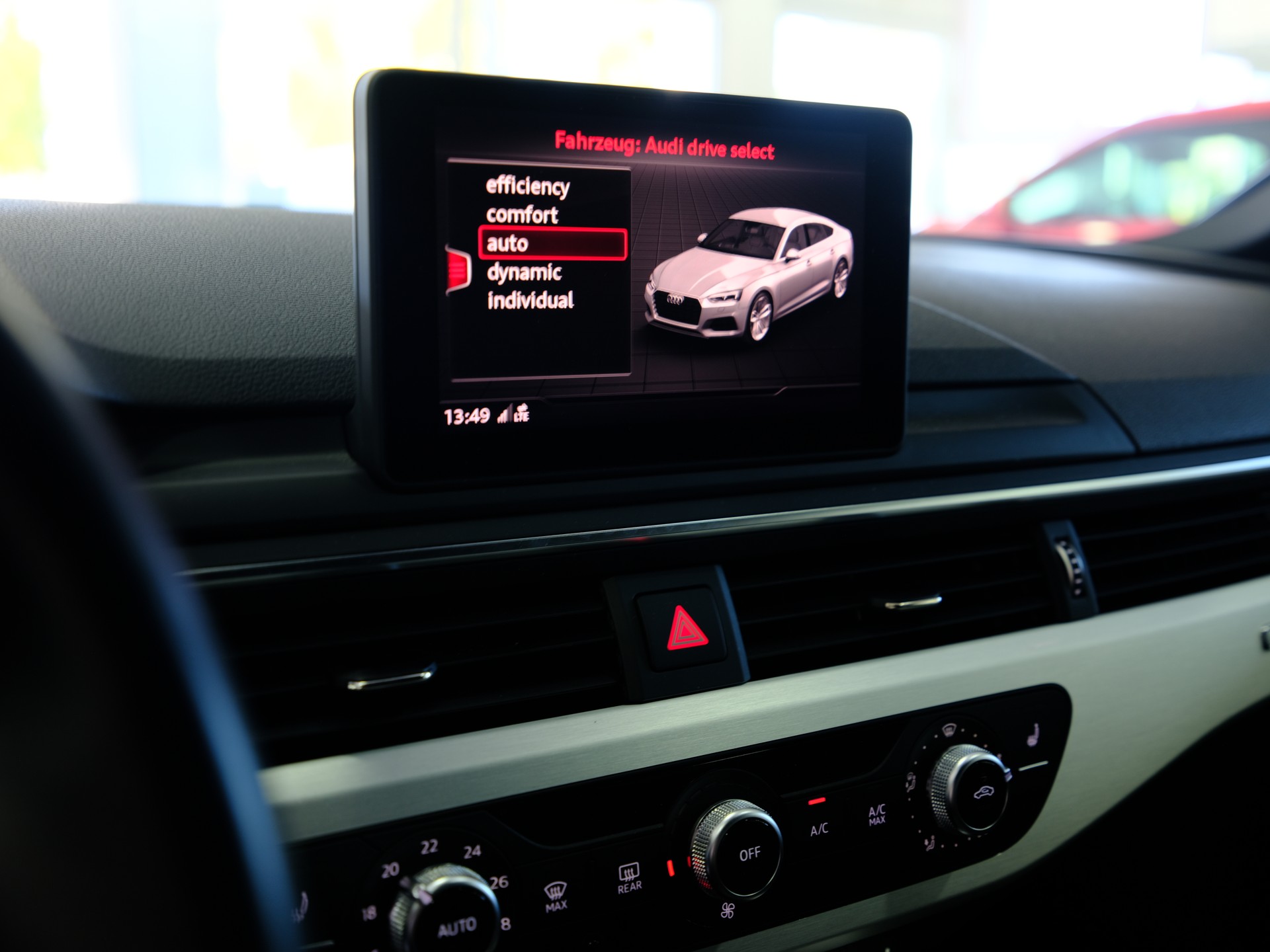 AUDI S5 Sportback 3.0 TFSI quattro tiptronic-image-23