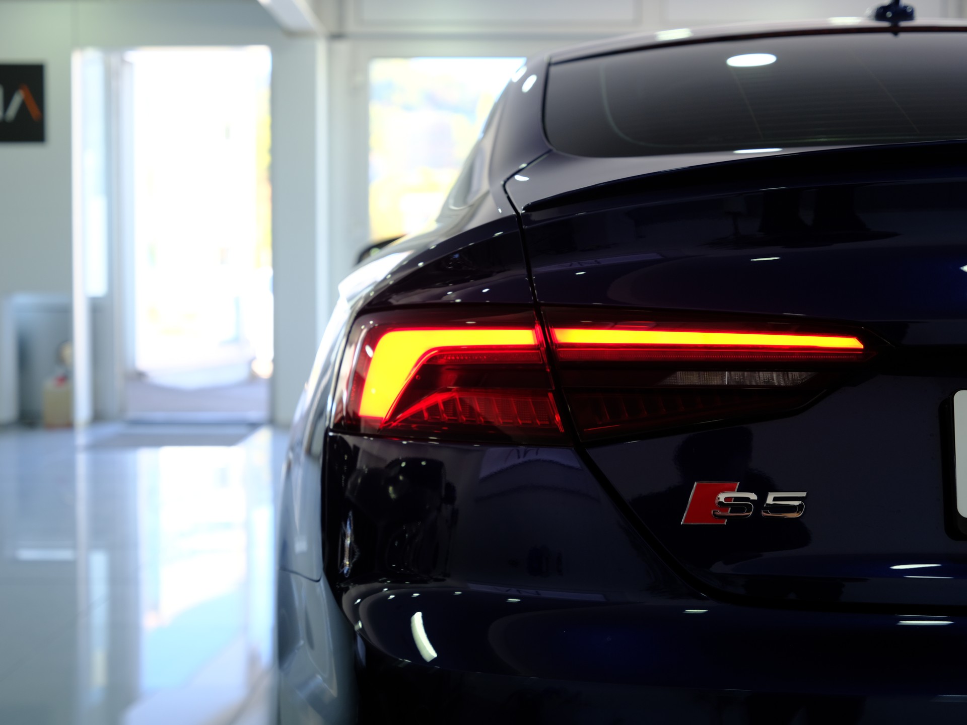 AUDI S5 Sportback 3.0 TFSI quattro tiptronic-image-11