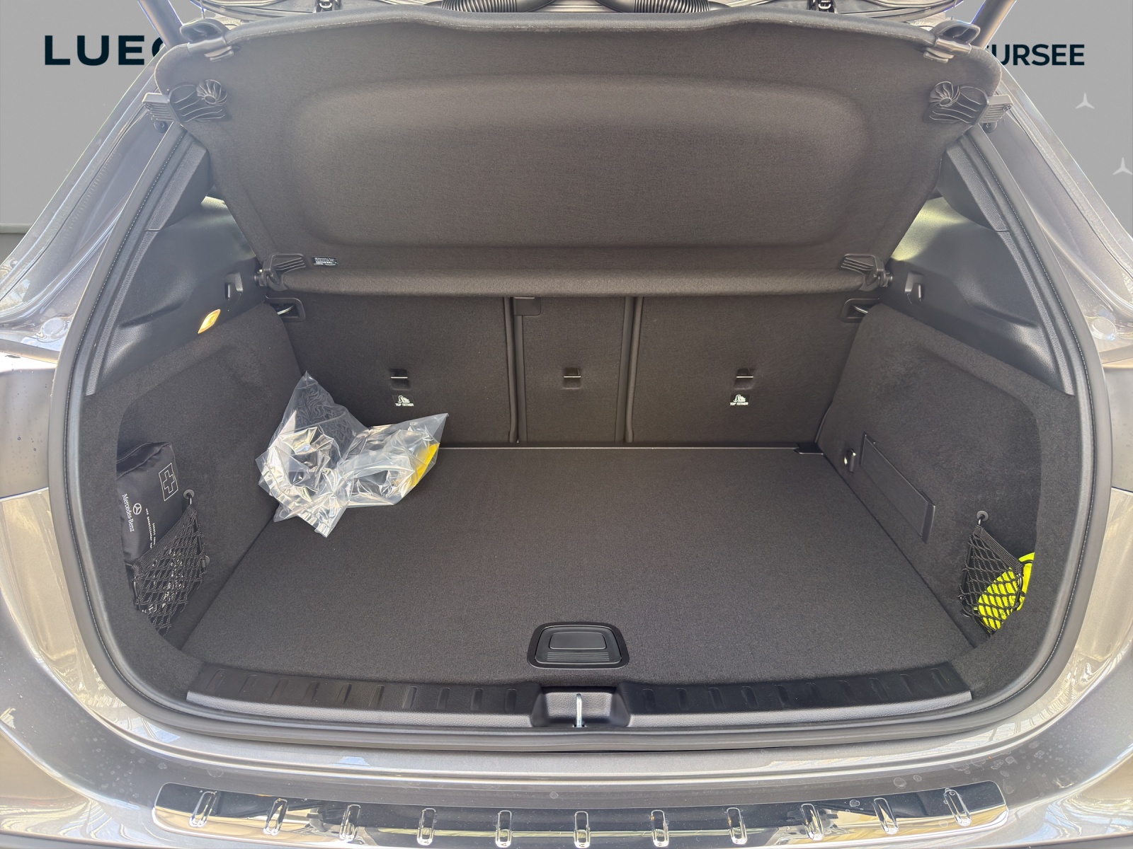 MERCEDES-BENZ GLA 200 Night Star 7G-DCT-image-13