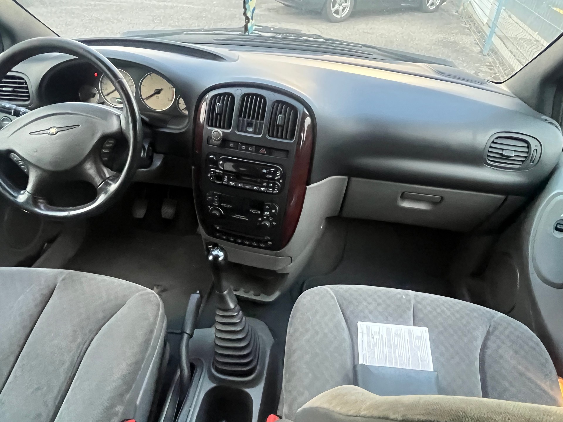 CHRYSLER Grand Voyager 2.5 CRD LX-image-4