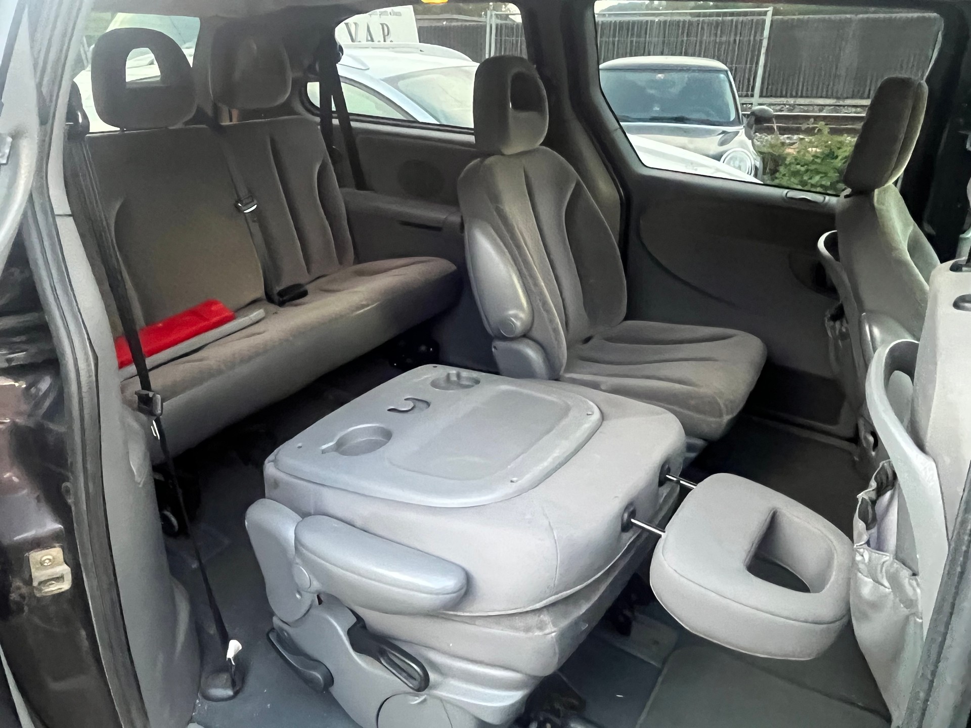 CHRYSLER Grand Voyager 2.5 CRD LX-image-5