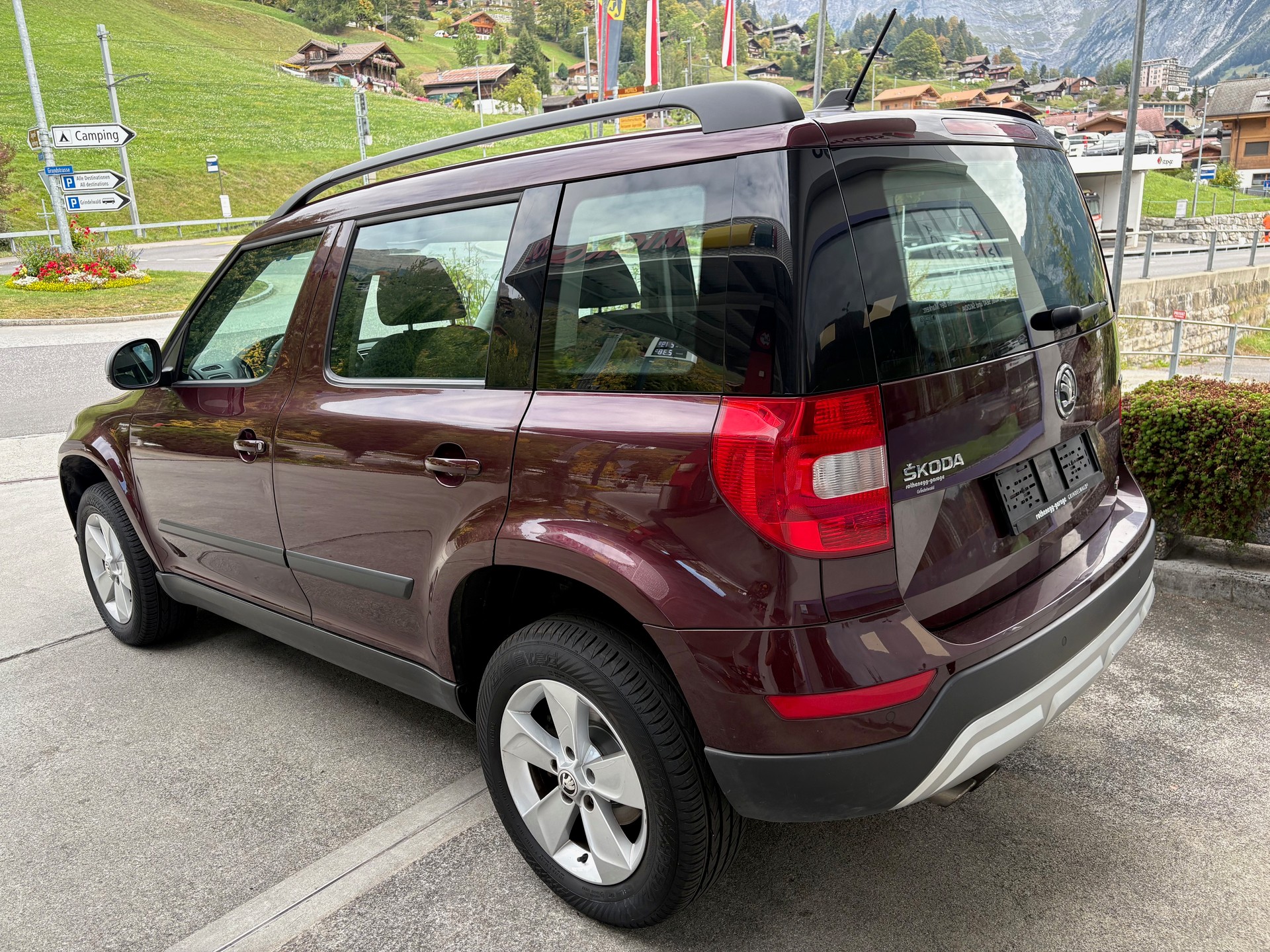SKODA Yeti 1.8 TSI Active 4x4 DSG-image-3