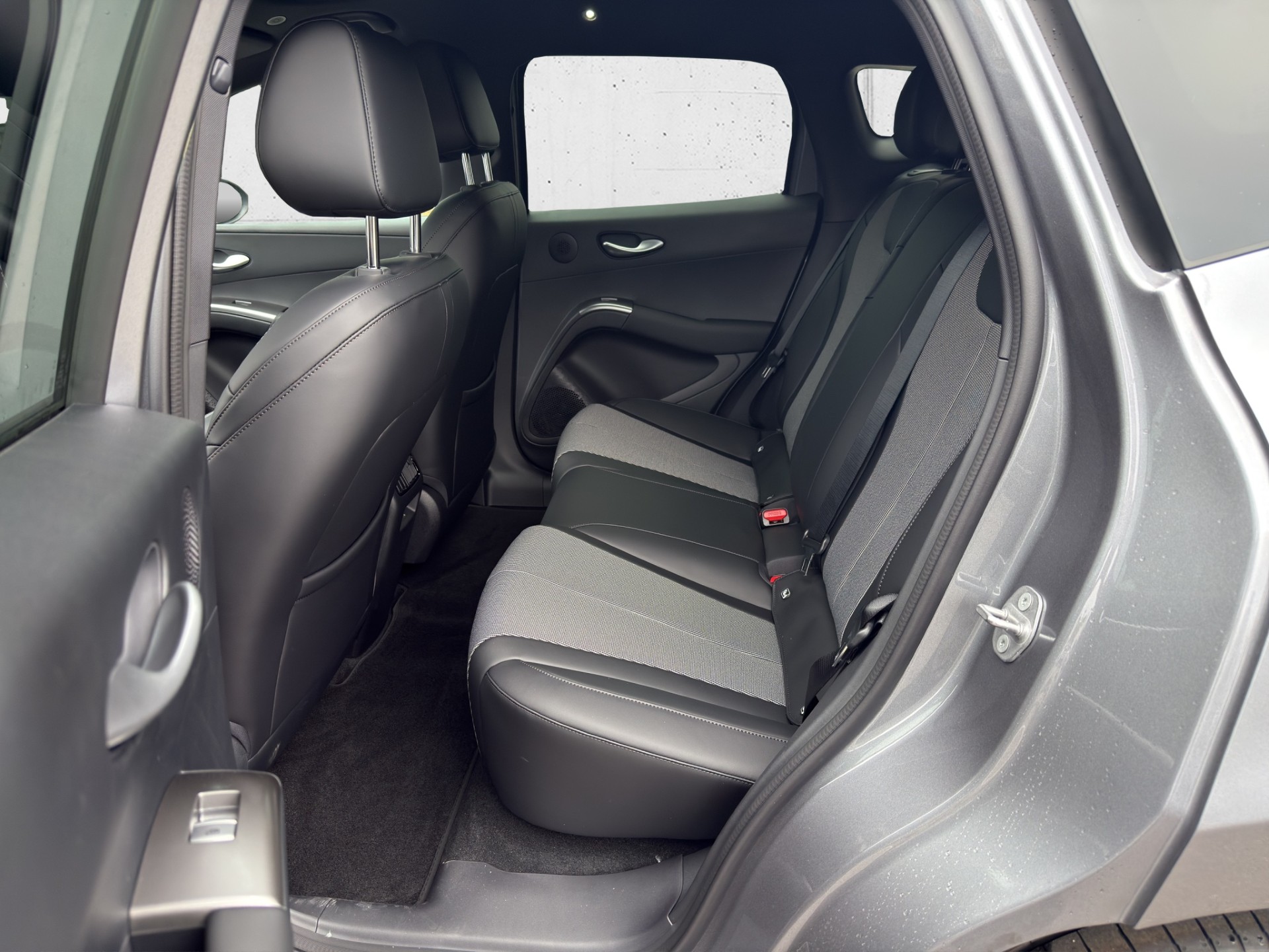 BYD Dolphin G DM-i Comfort-image-12