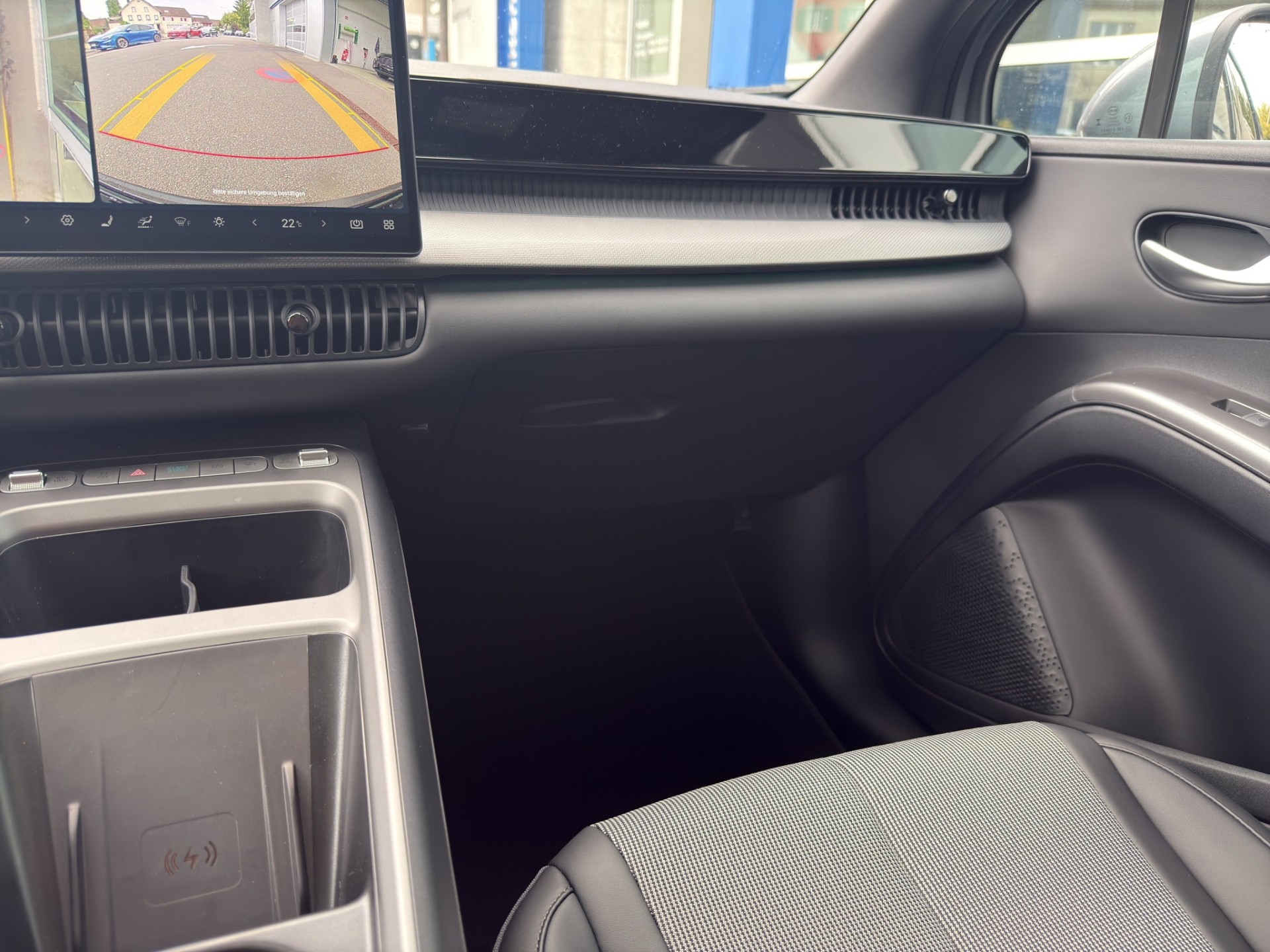 BYD Dolphin G DM-i Comfort-image-9
