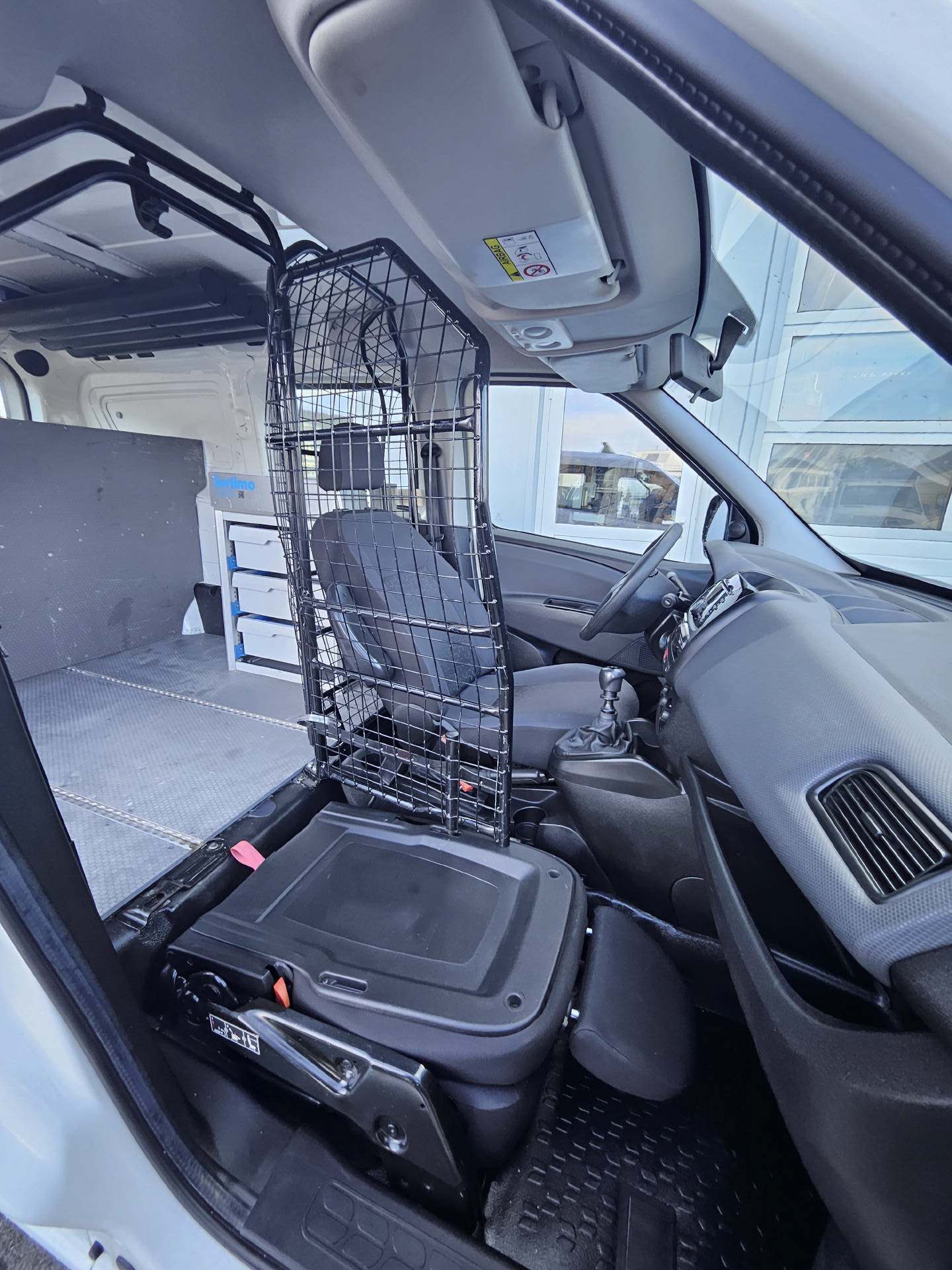 FIAT Doblo Cargo L2 1.4 16V Natural Power Swiss * Klima * Nutzlast 905 KG *-image-18