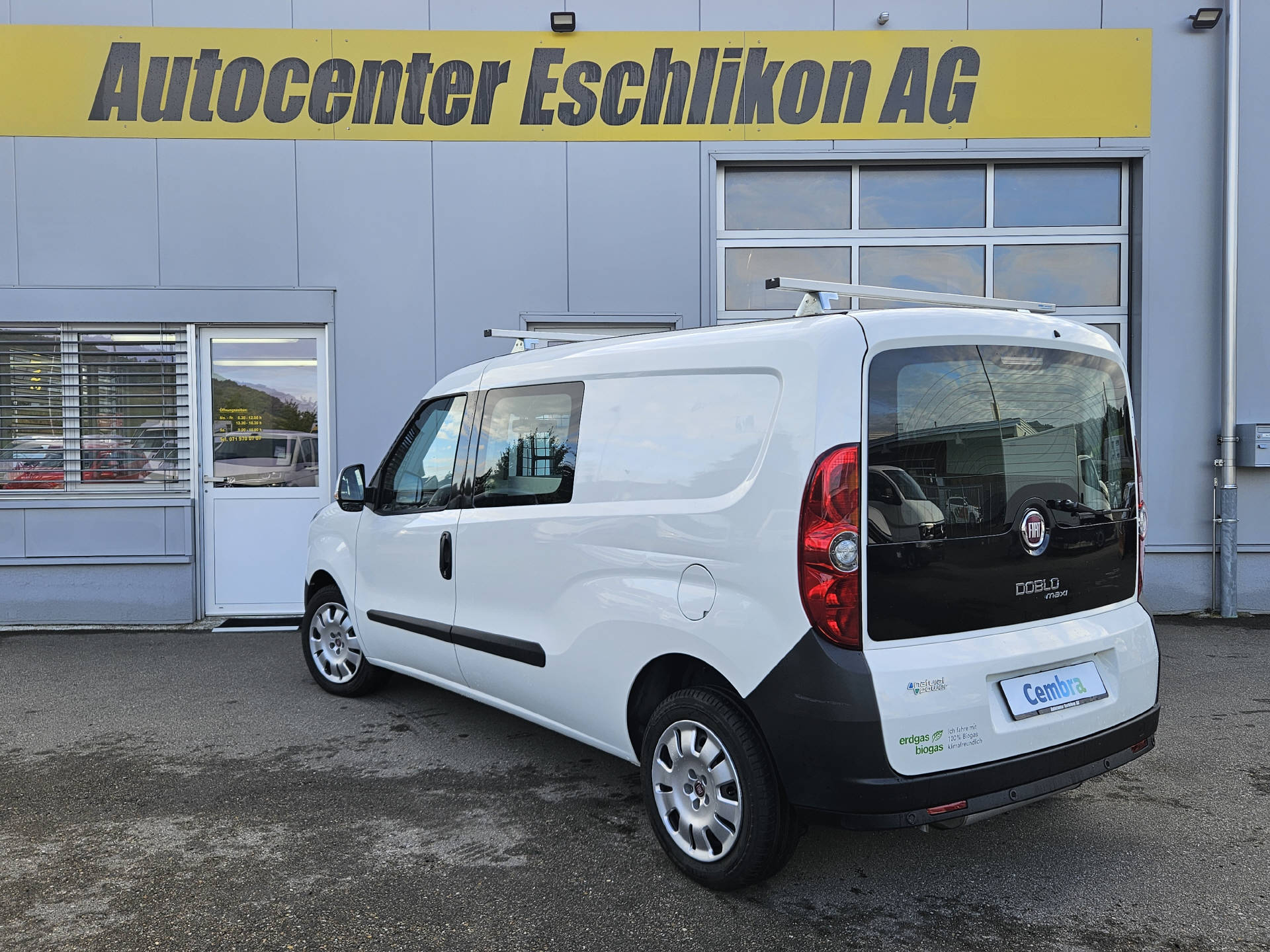 FIAT Doblo Cargo L2 1.4 16V Natural Power Swiss * Klima * Nutzlast 905 KG *-image-6
