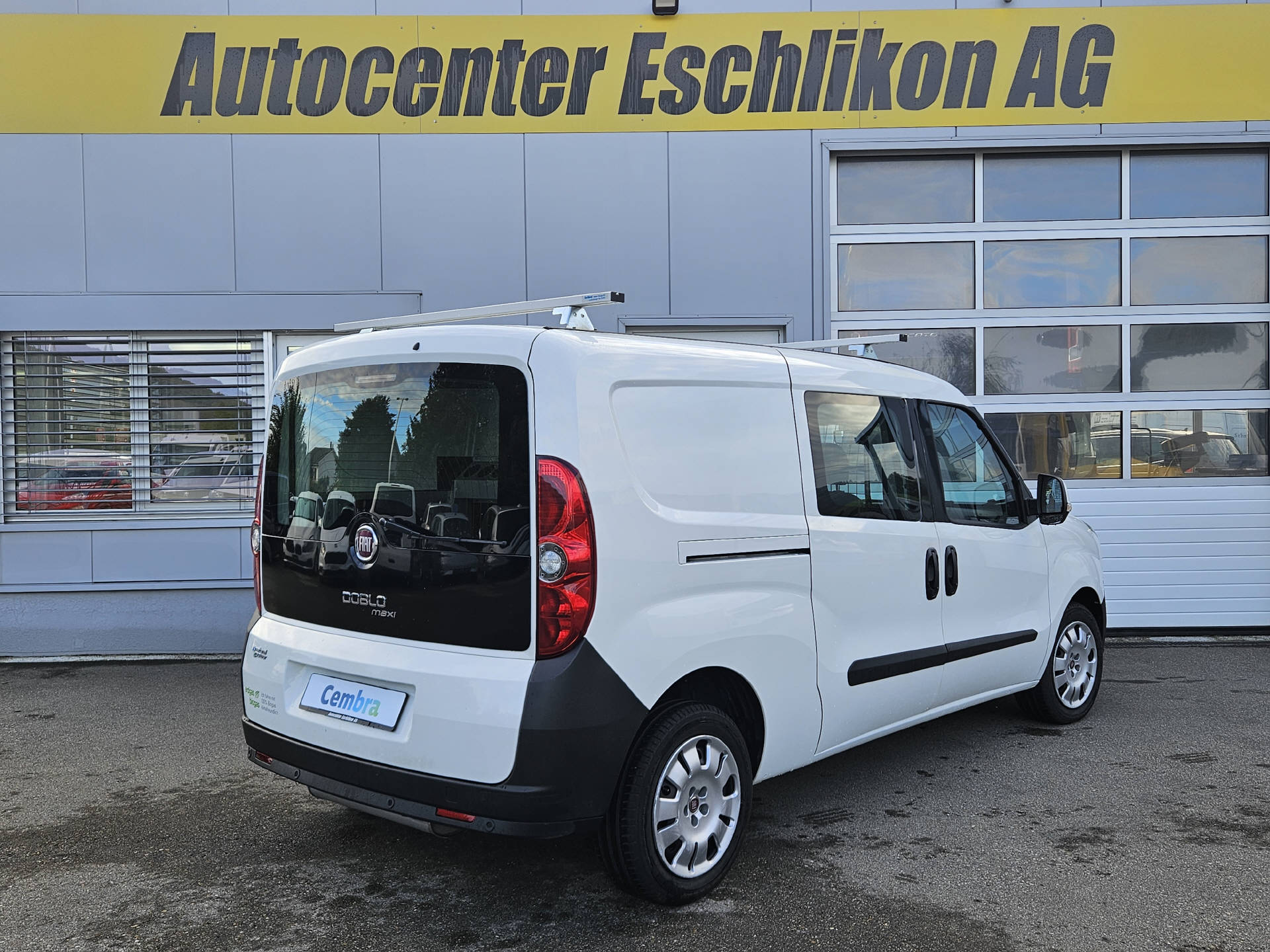 FIAT Doblo Cargo L2 1.4 16V Natural Power Swiss * Klima * Nutzlast 905 KG *-image-4