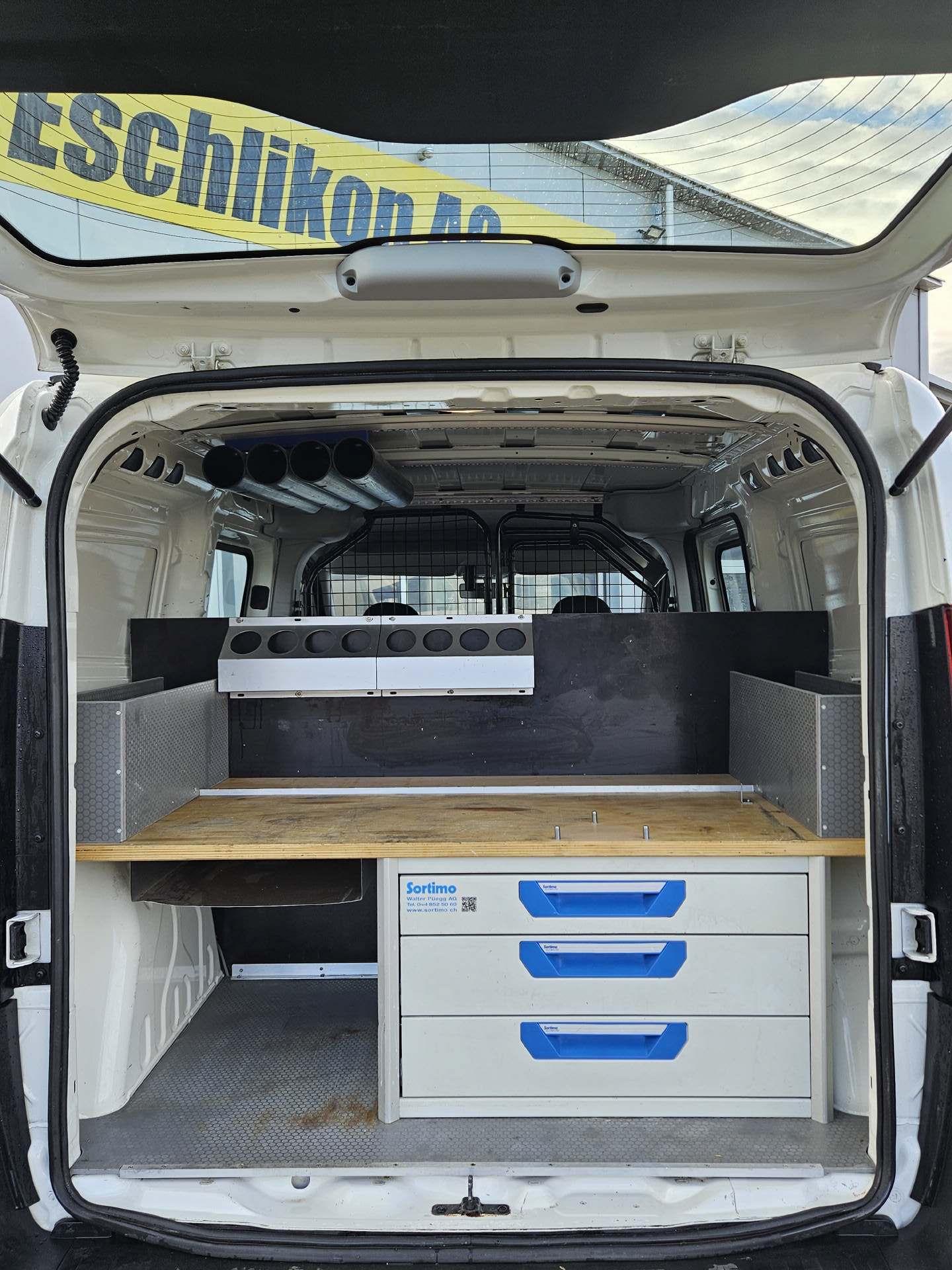FIAT Doblo Cargo L2 1.4 16V Natural Power Swiss * Klima * Nutzlast 905 KG *-image-11