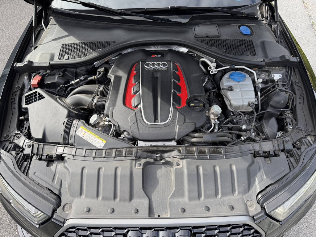 AUDI RS6 Avant 4.0 V8 TFSI perform. qu. T-Tr.-image-14