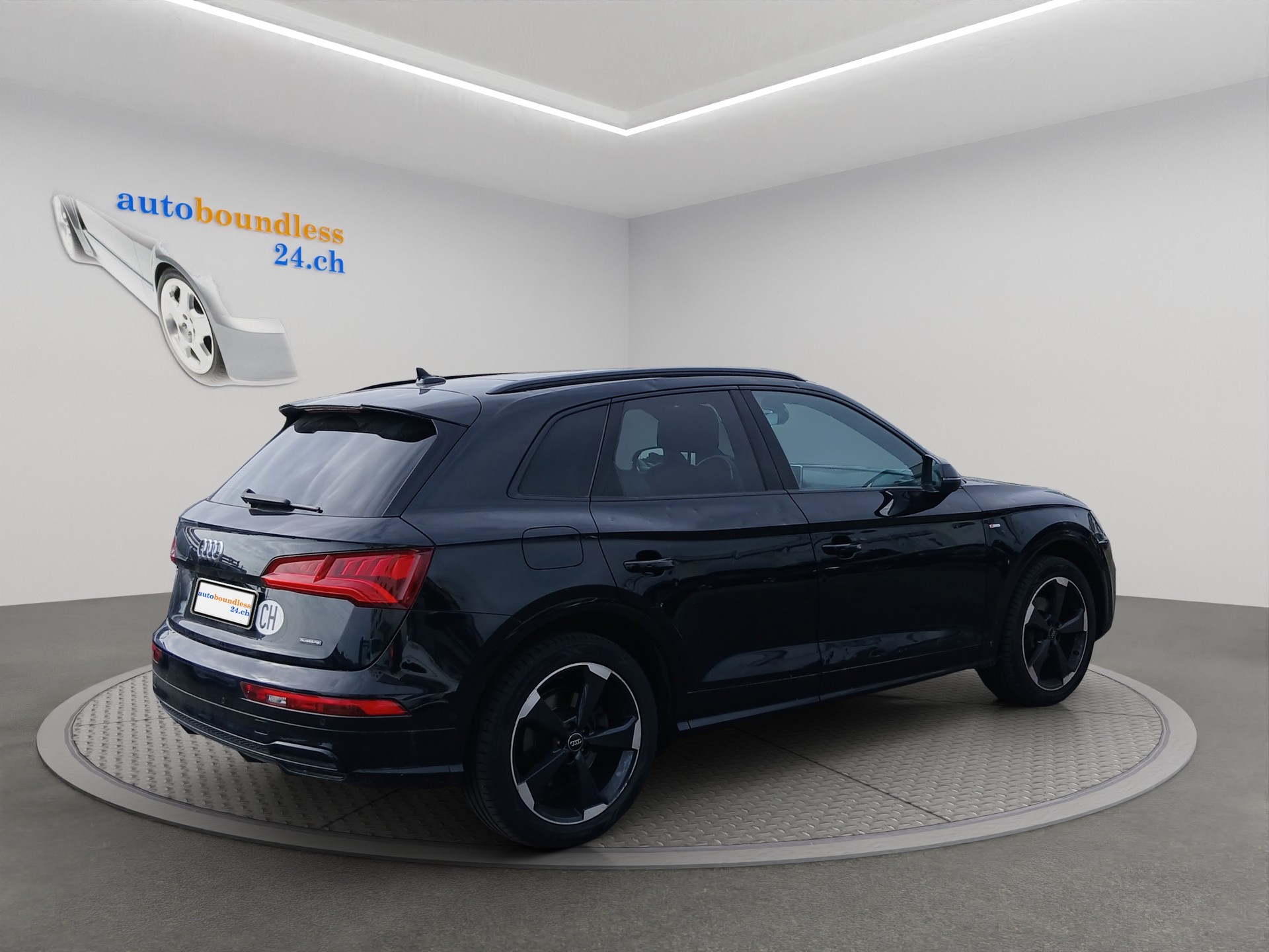 AUDI Q5 2.0 TFSI quattro S-tronic-image-4