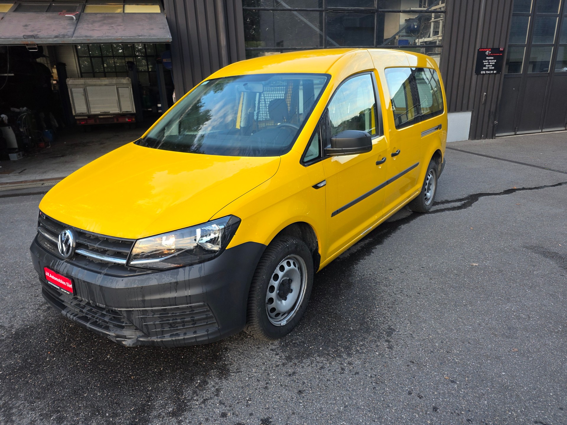 VW Caddy Maxi 2.0TDI 4Motion BlueMotion Technology DSG-image-0